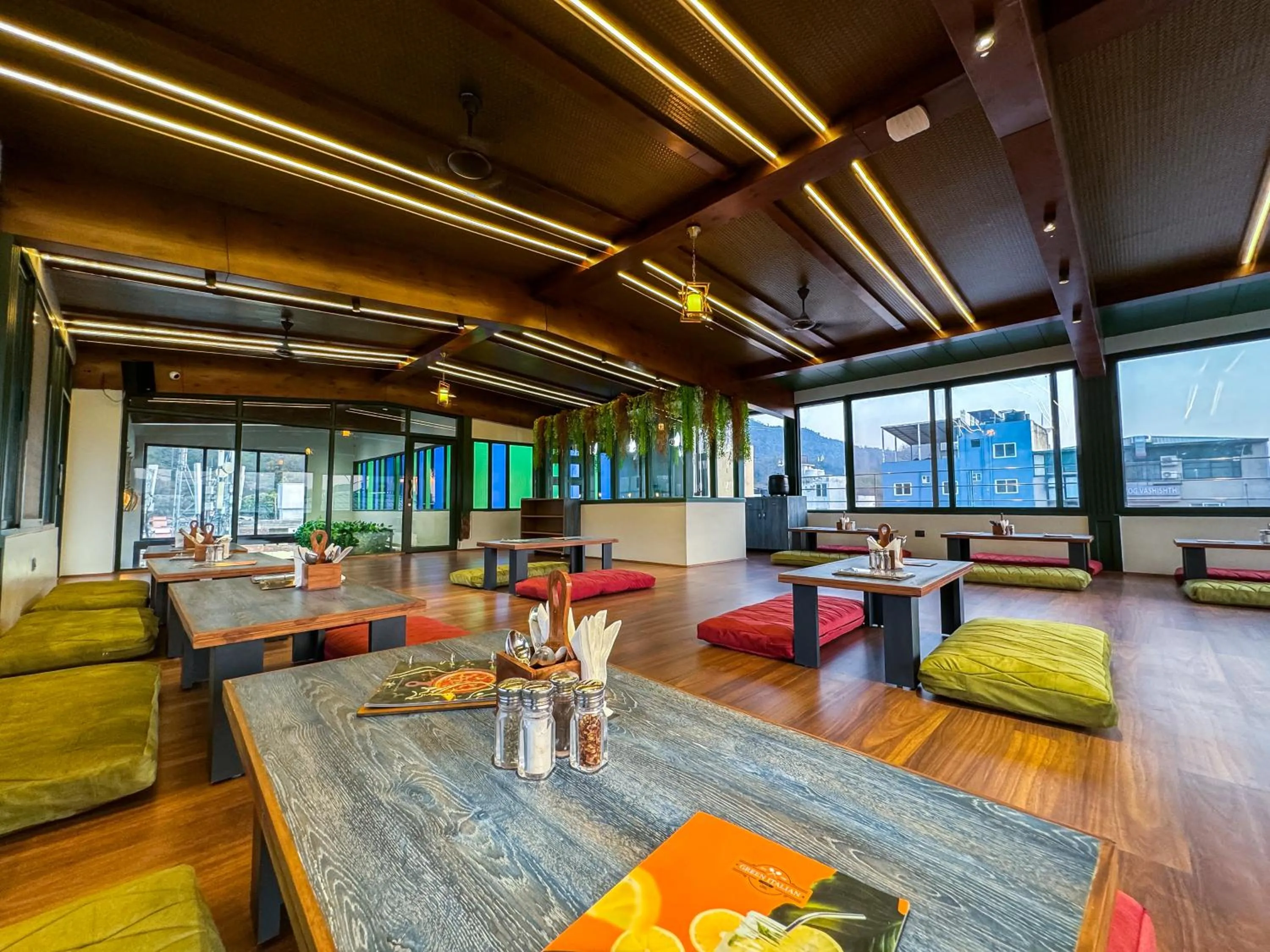 Seating area in Green View by Green Tree Hotels