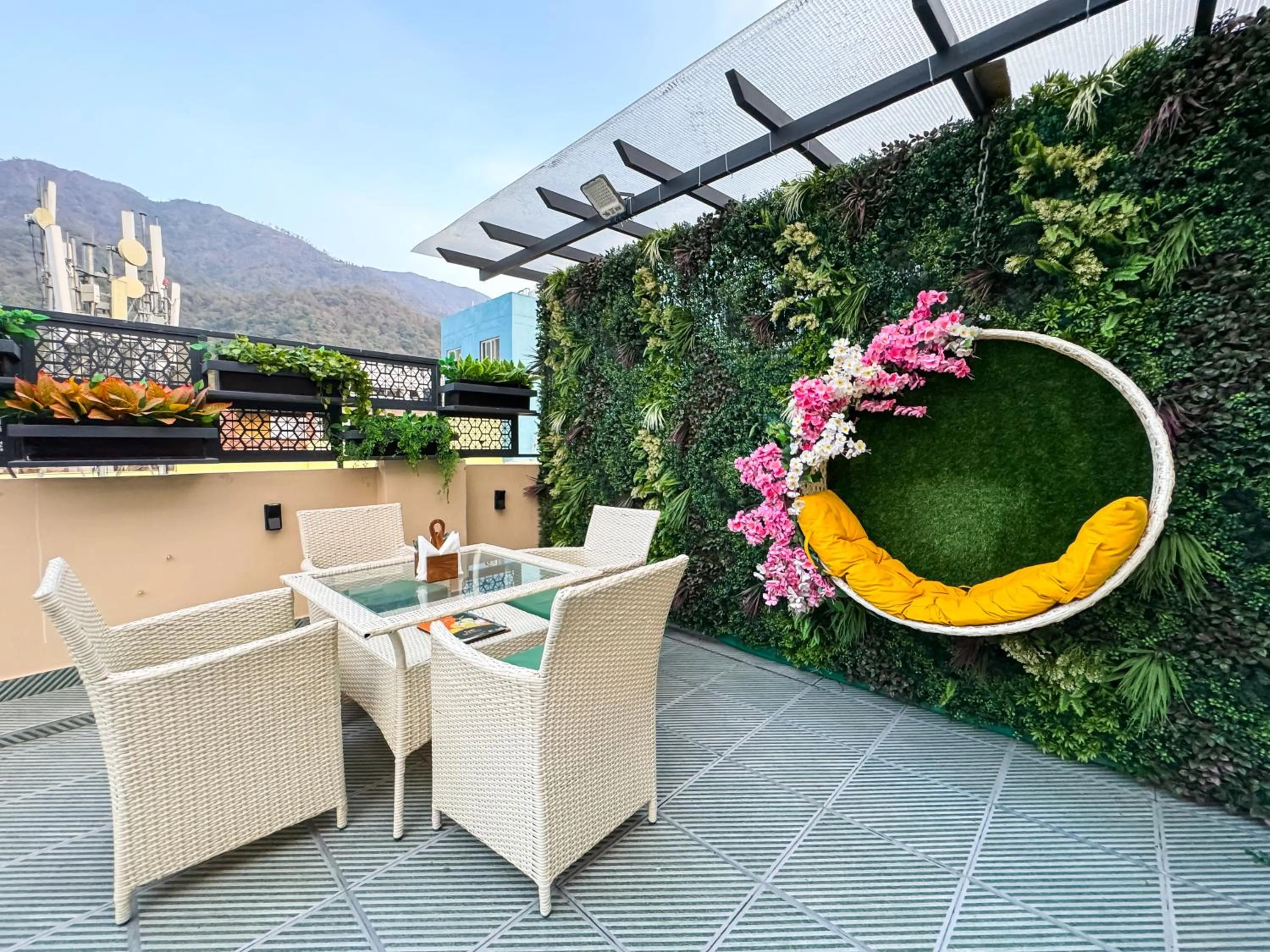 Seating area in Green View by Green Tree Hotels