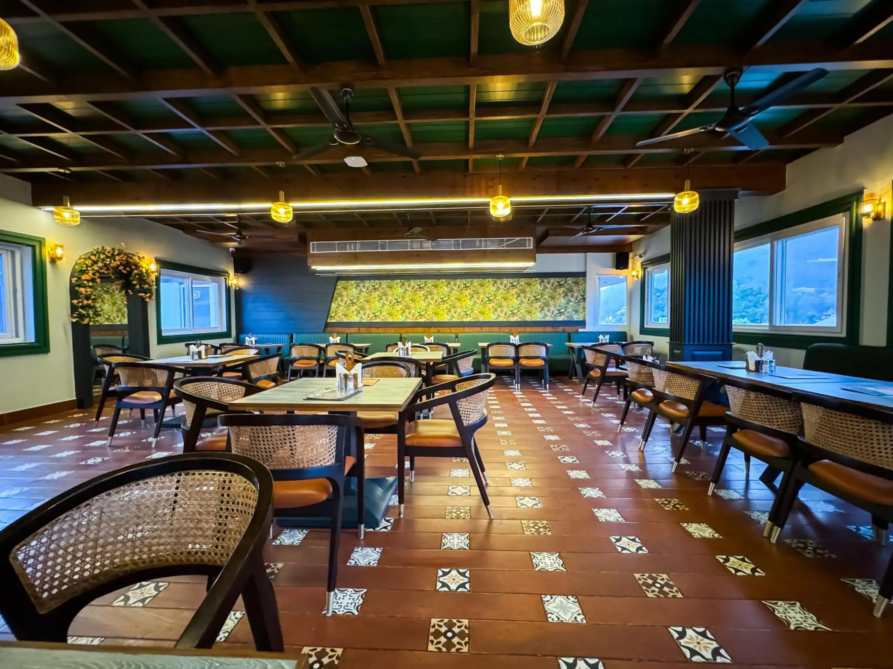 Restaurant/places to eat in Green View by Green Tree Hotels Restaurant/places to eat in Green View by Green Tree Hotels