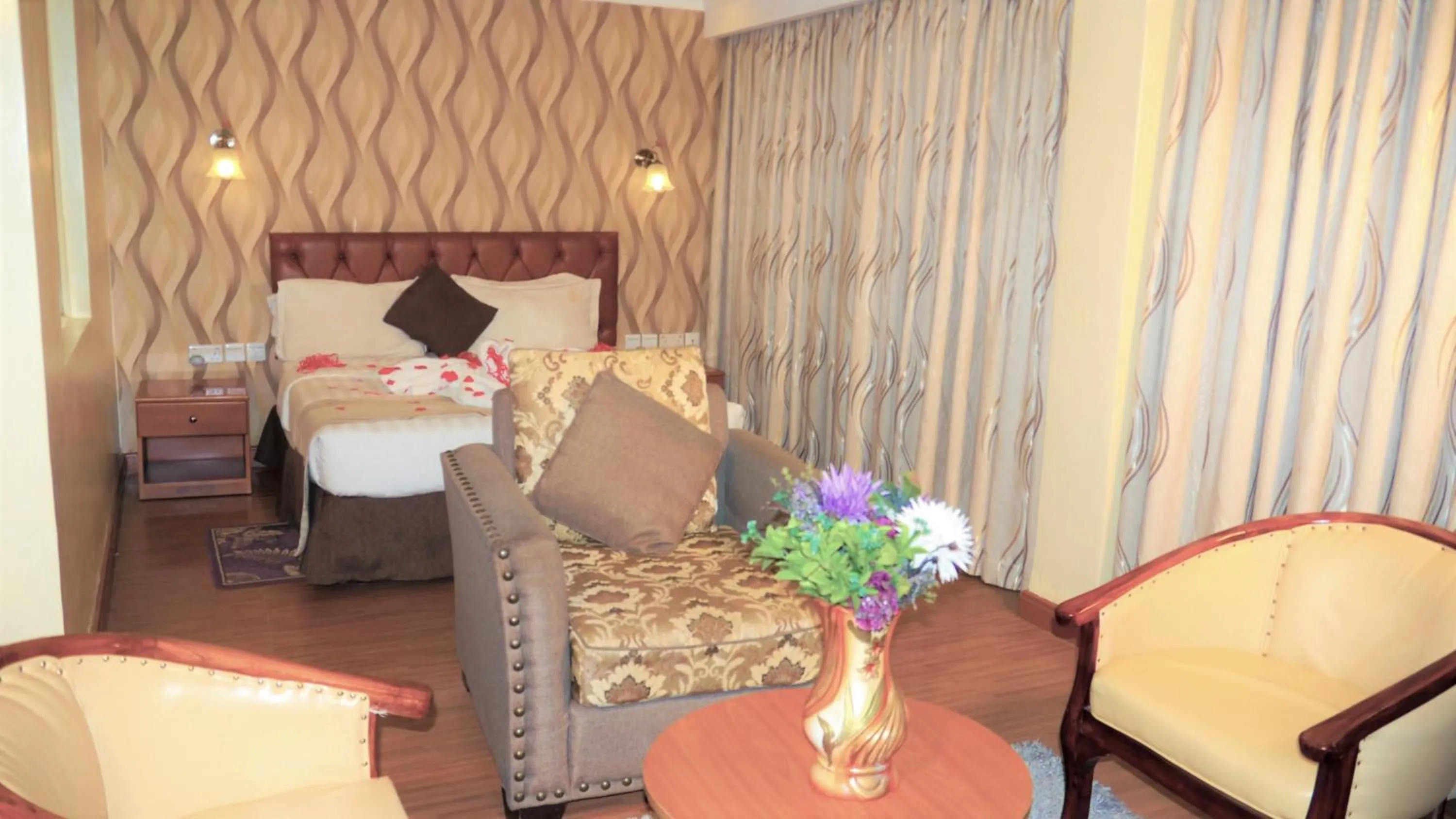 Suite in Hillcourt Resort and Spa