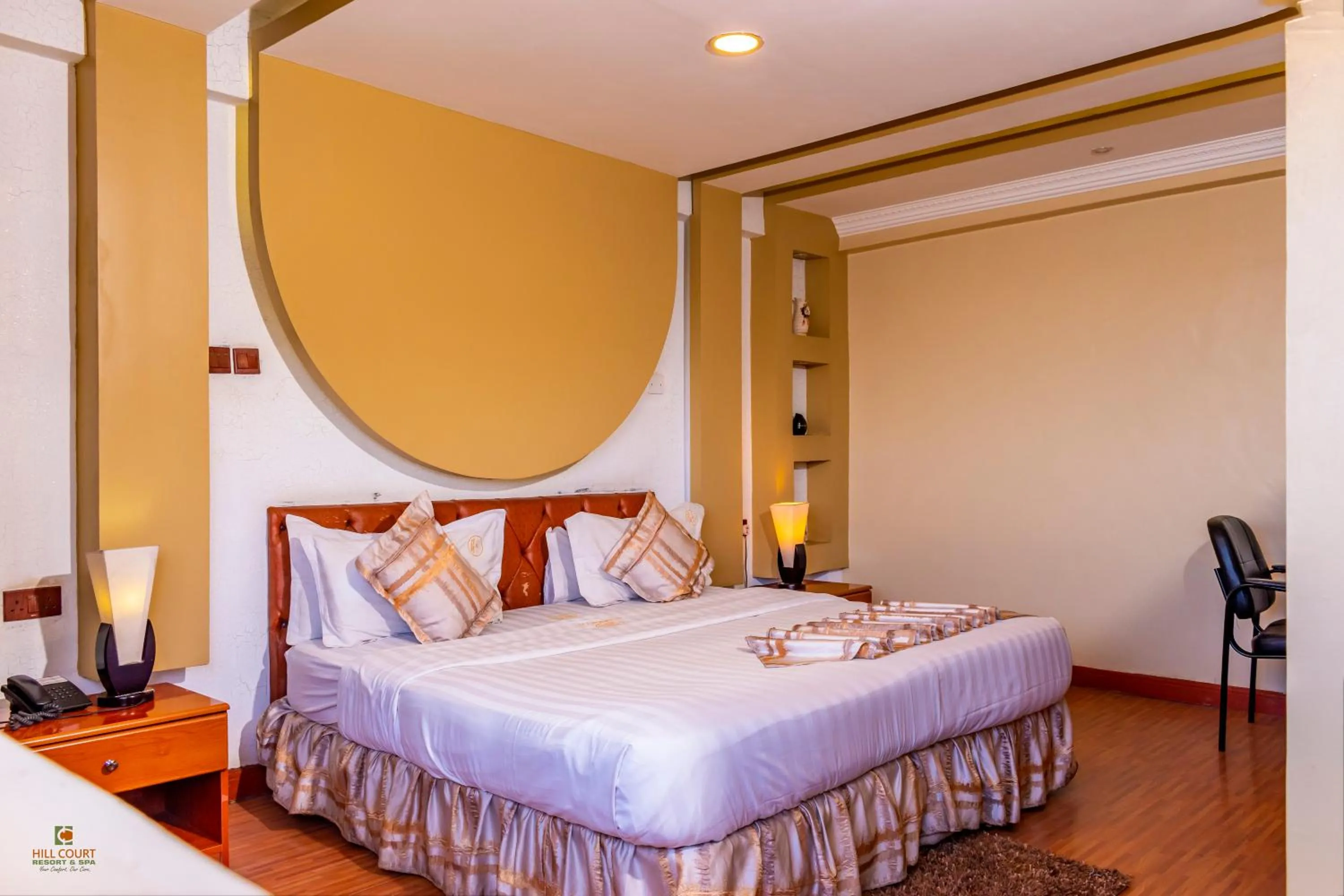 Property building, Bed in Hillcourt Resort and Spa