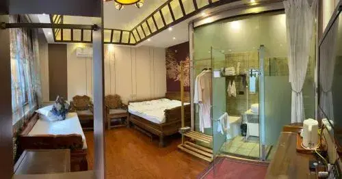 Triple Room with Private Bathroom in Pingyao HongJingYuanGuesthouse Triple Room with Private Bathroom in Pingyao HongJingYuanGuesthouse