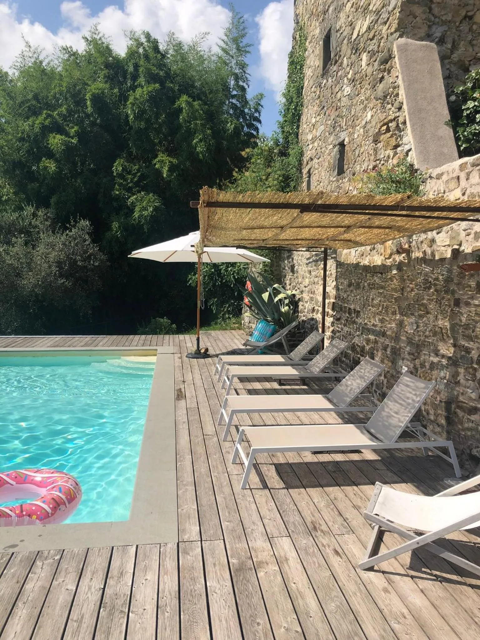 Swimming pool in Encanto Di Arlia
