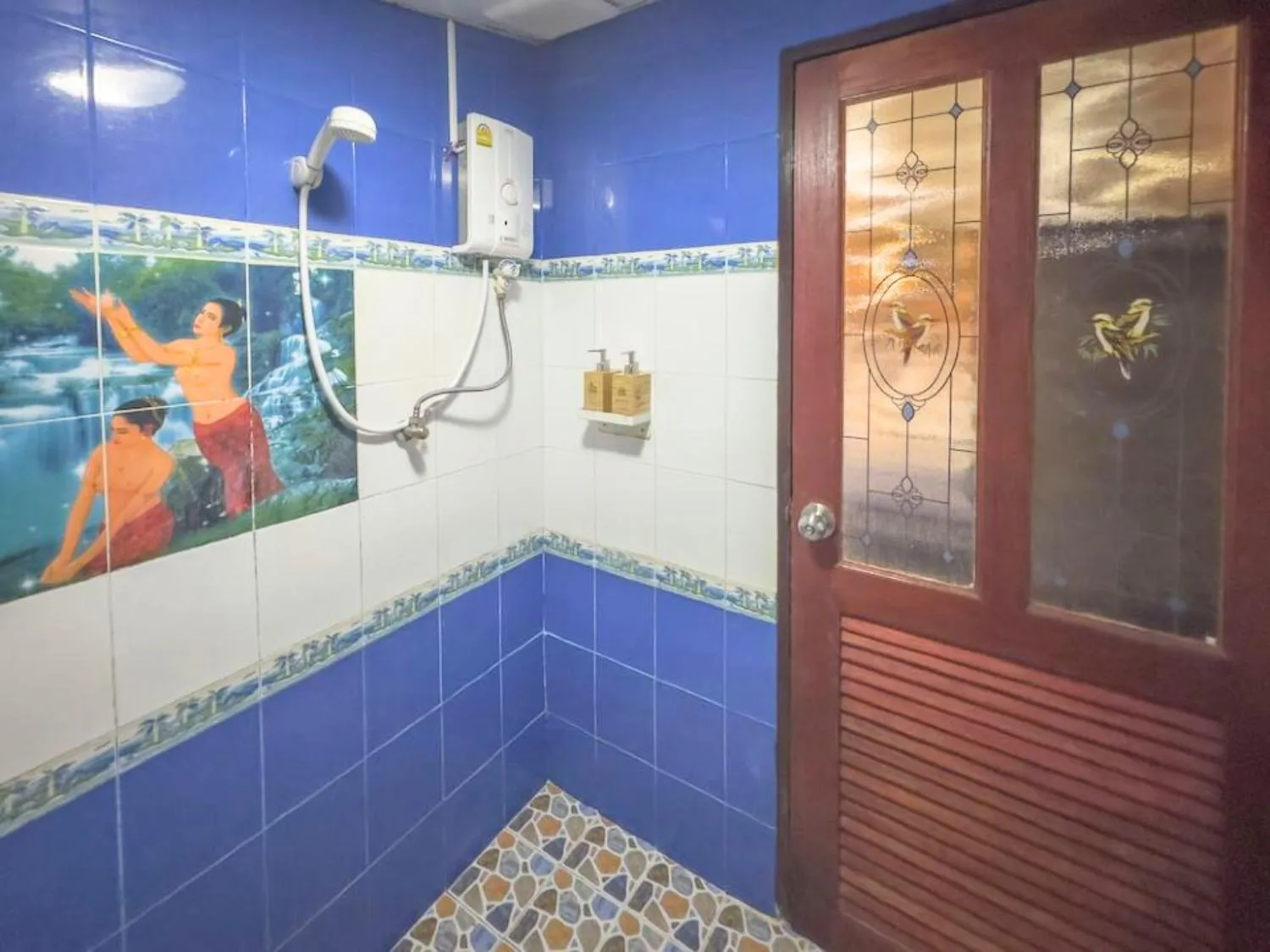 Bathroom in Tongta Phaview Resort