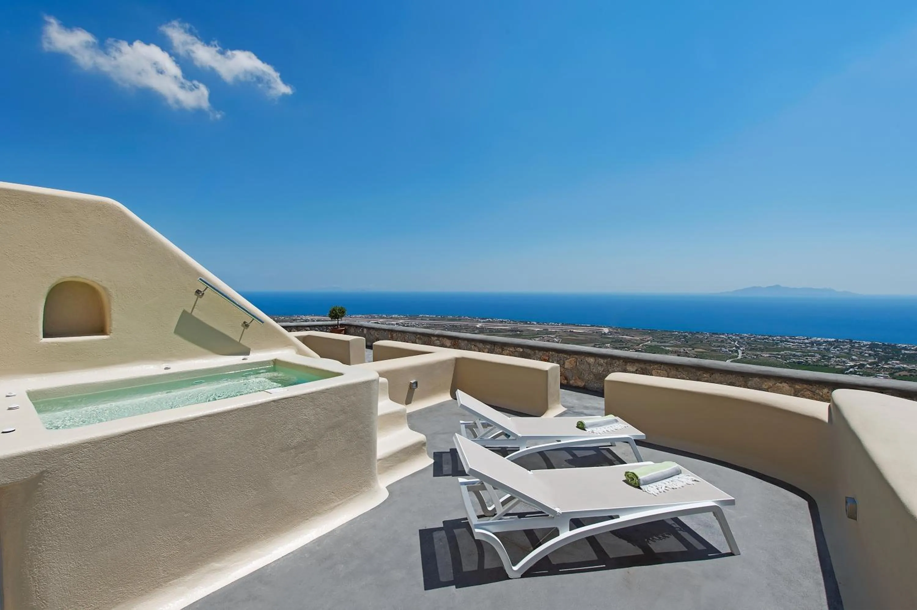 Patio in Skyfall Suites - Adults Only