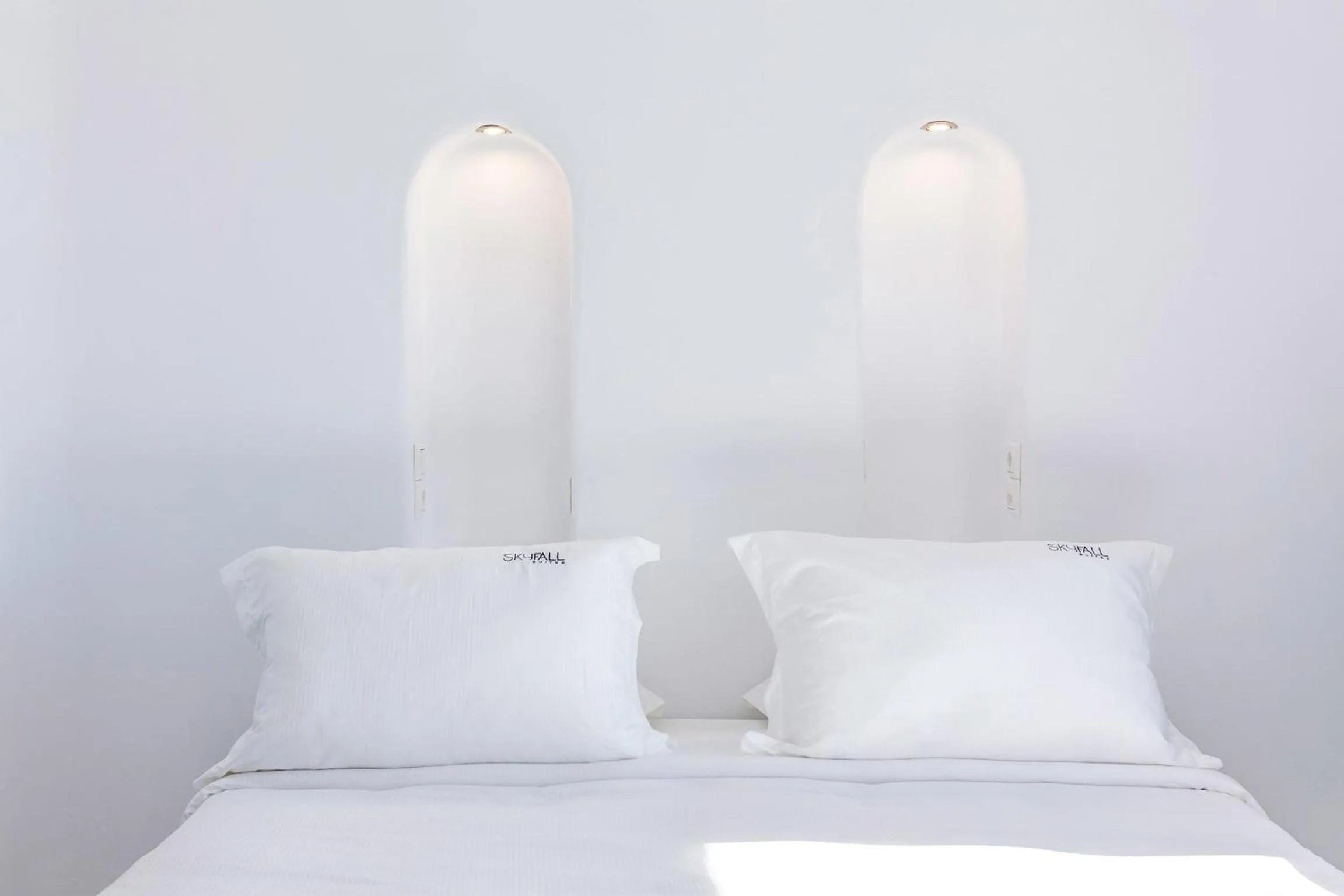 Bedroom, Bed in Skyfall Suites - Adults Only