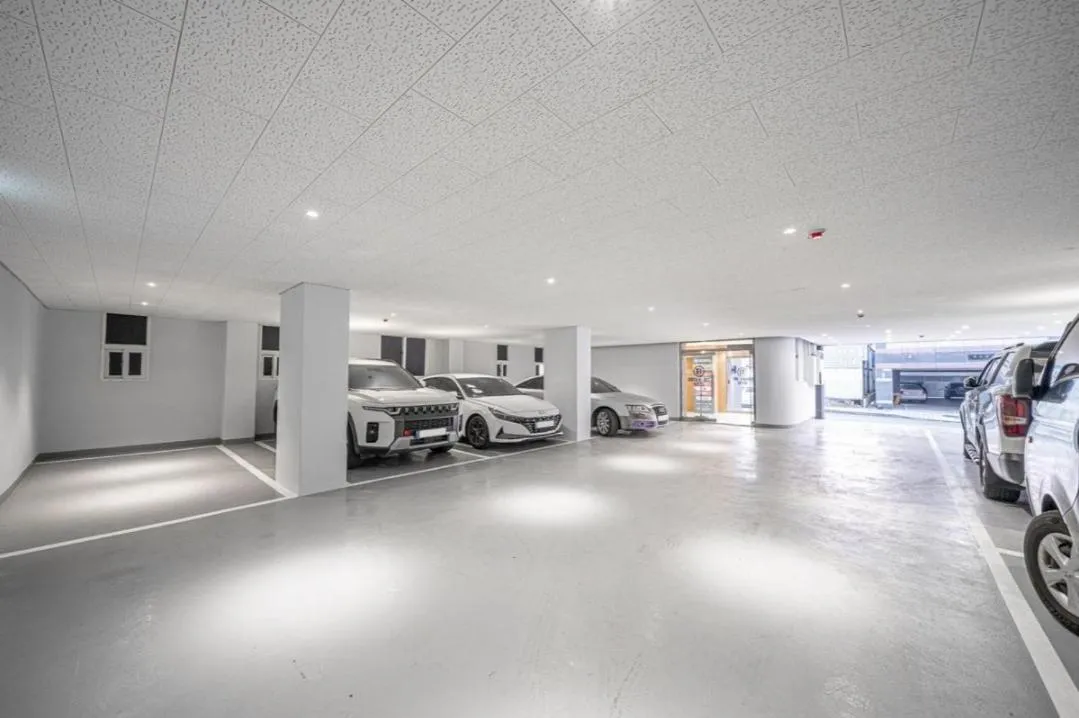 Brown Dot Hotel South Gumi