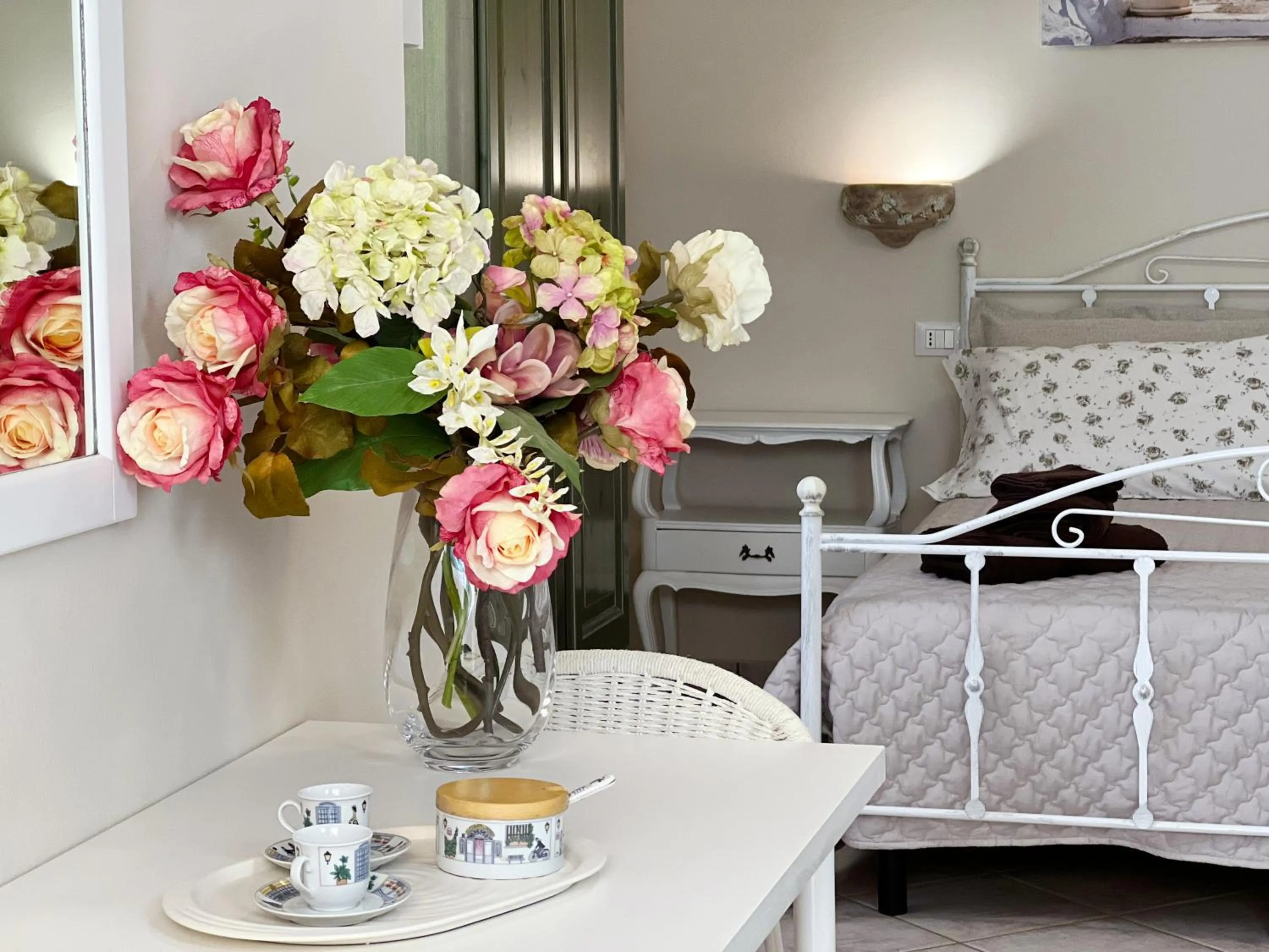 Bedroom, Bed in La Maison One B&B