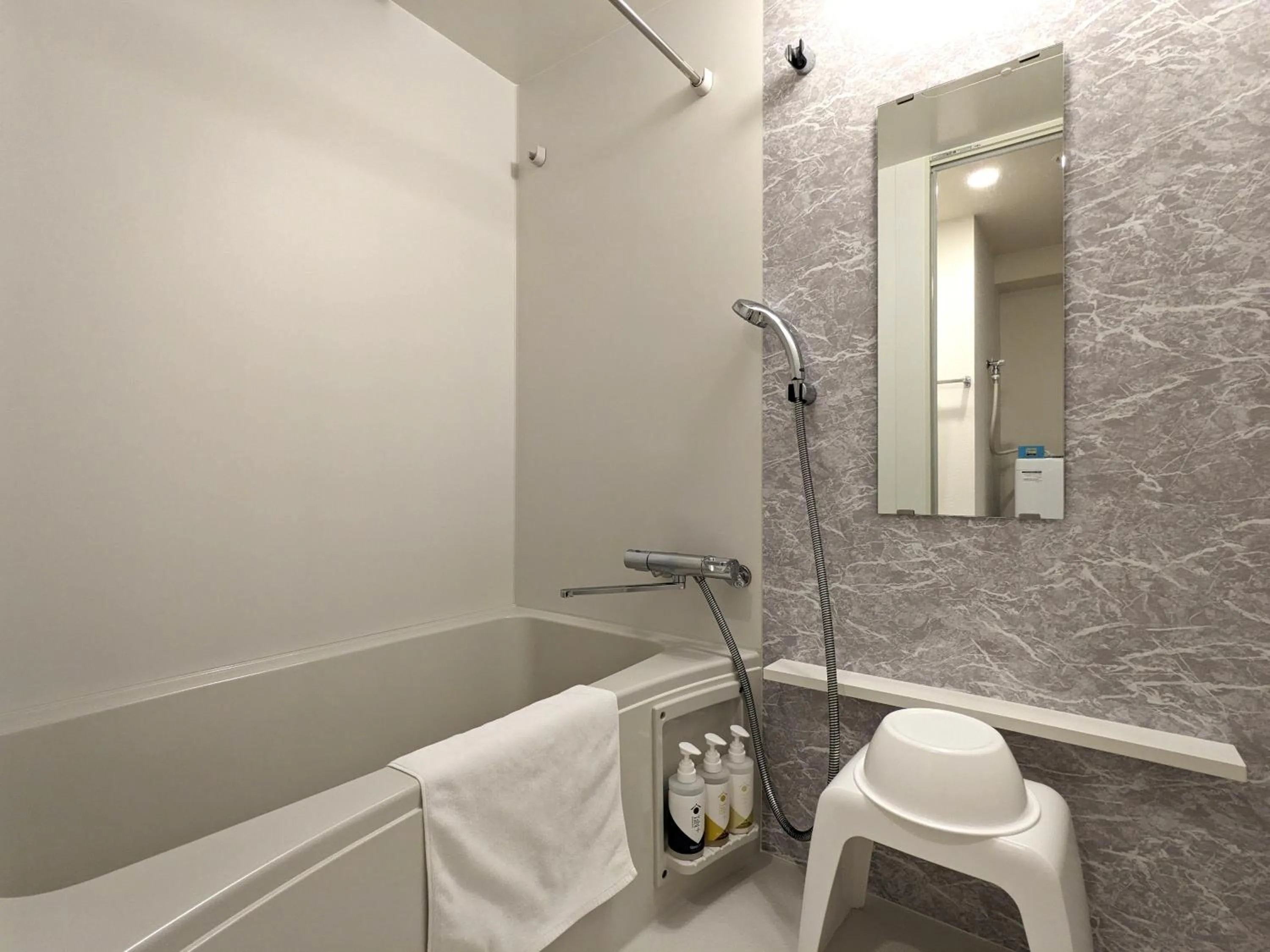 Shower in ESLEAD HOTEL Osaka Shinsaibashi