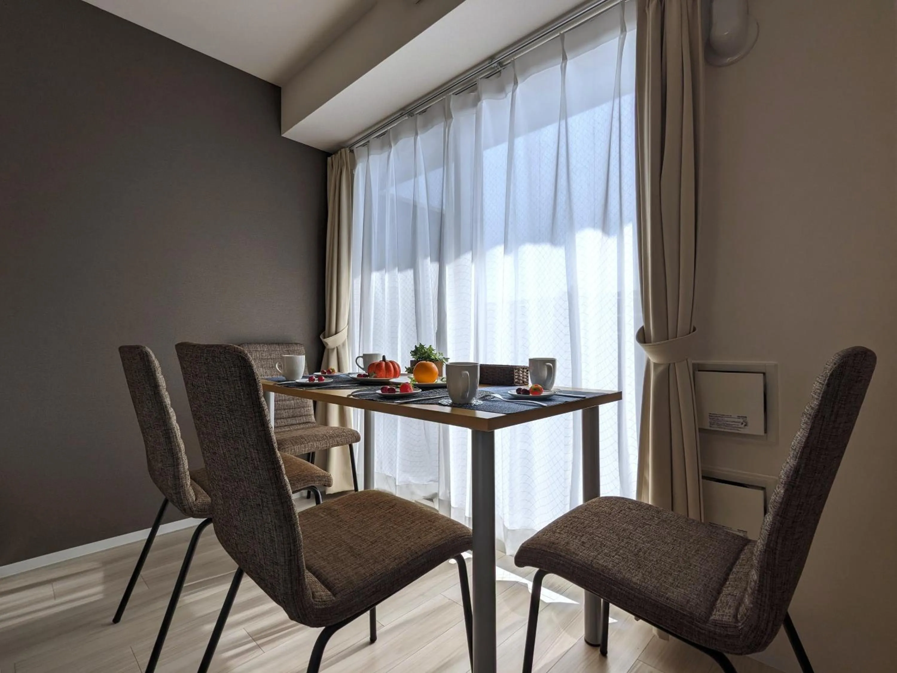 Dining area in ESLEAD HOTEL Osaka Shinsaibashi