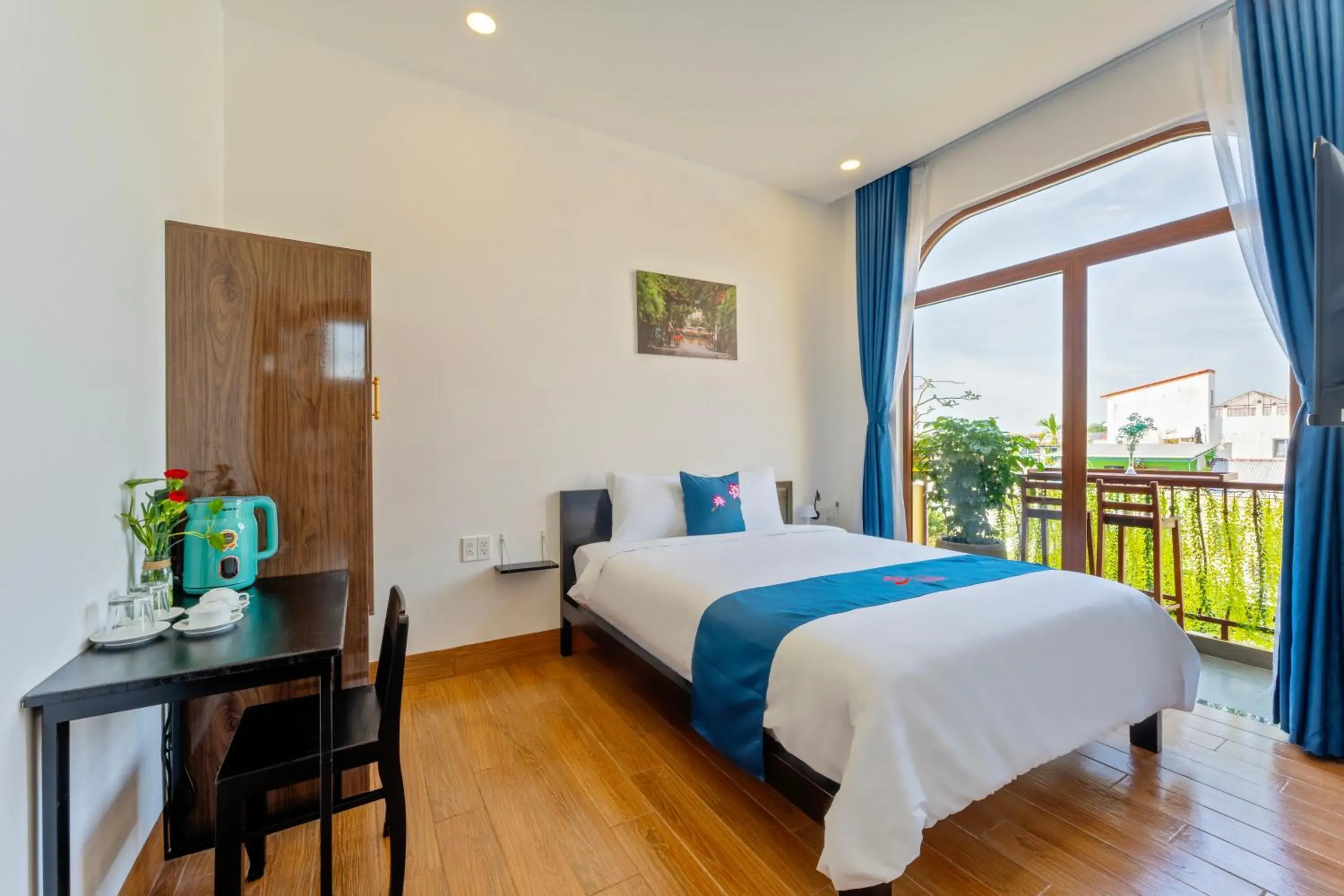 Deluxe Double Room with Balcony - single occupancy in The View Boutique Hoi An Deluxe Double Room with Balcony - single occupancy in The View Boutique Hoi An