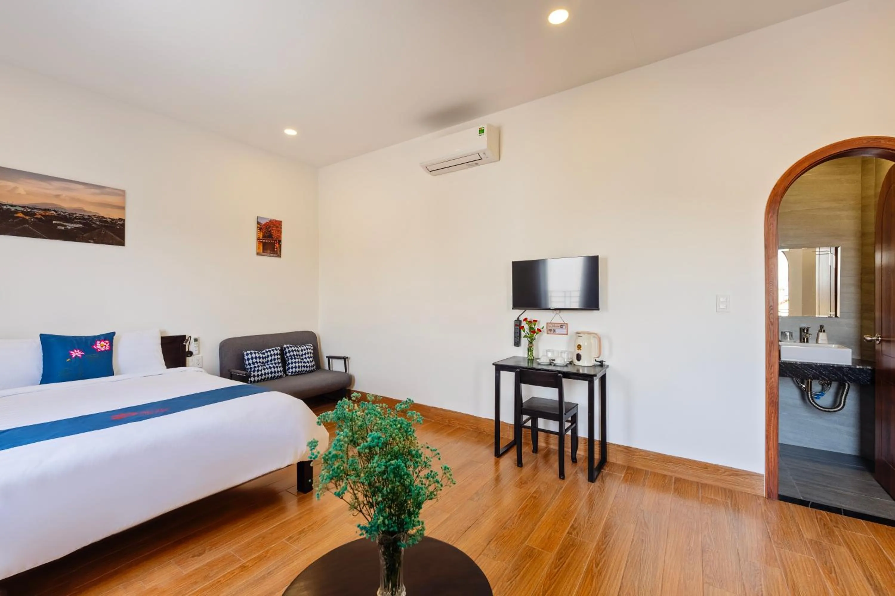 Bed in The View Boutique Hoi An