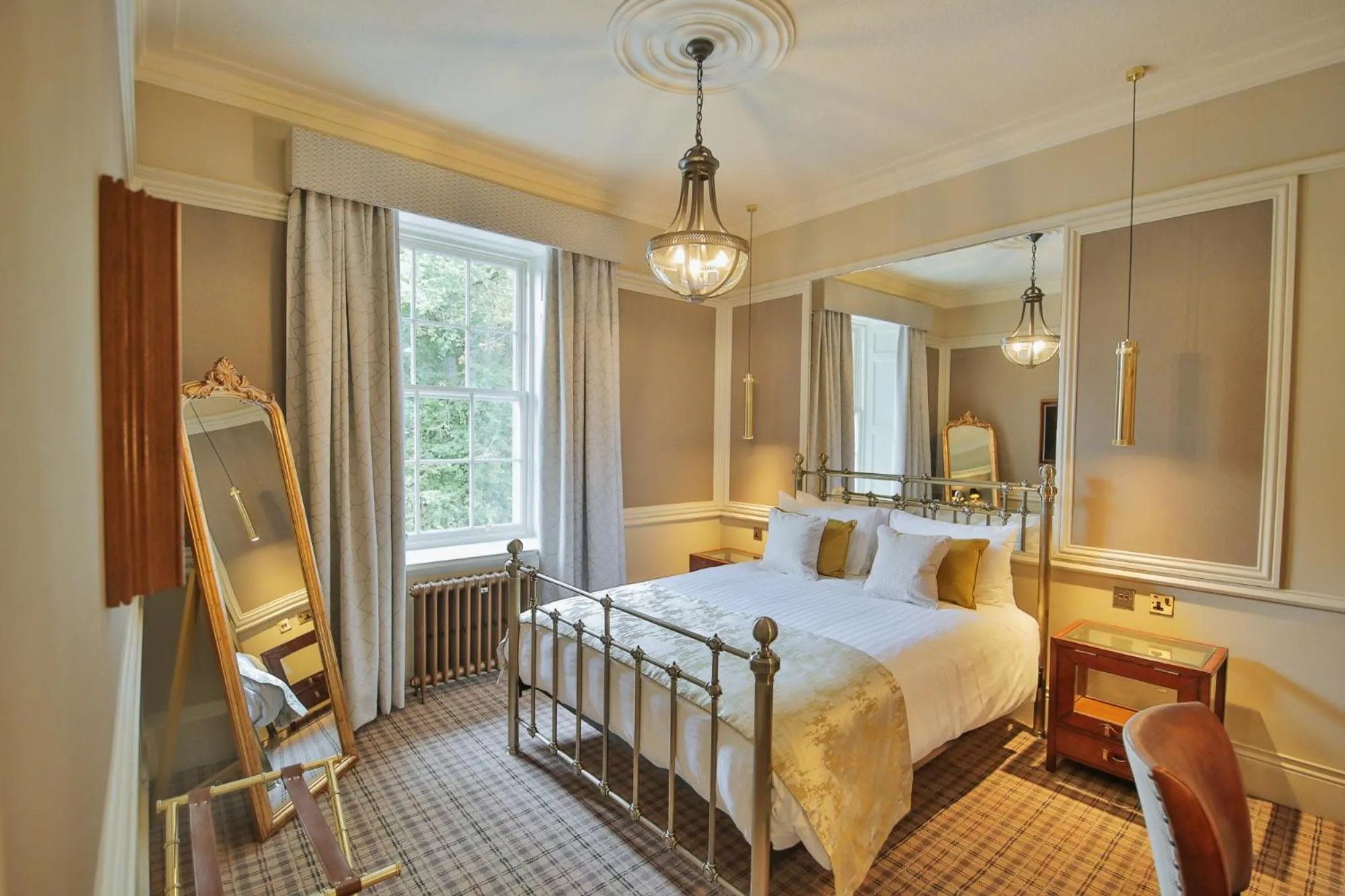 Bedroom, Bed in Cornhill Castle