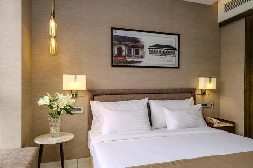 Deluxe Double Room in Riverside Suites at Panjim Gymkhana