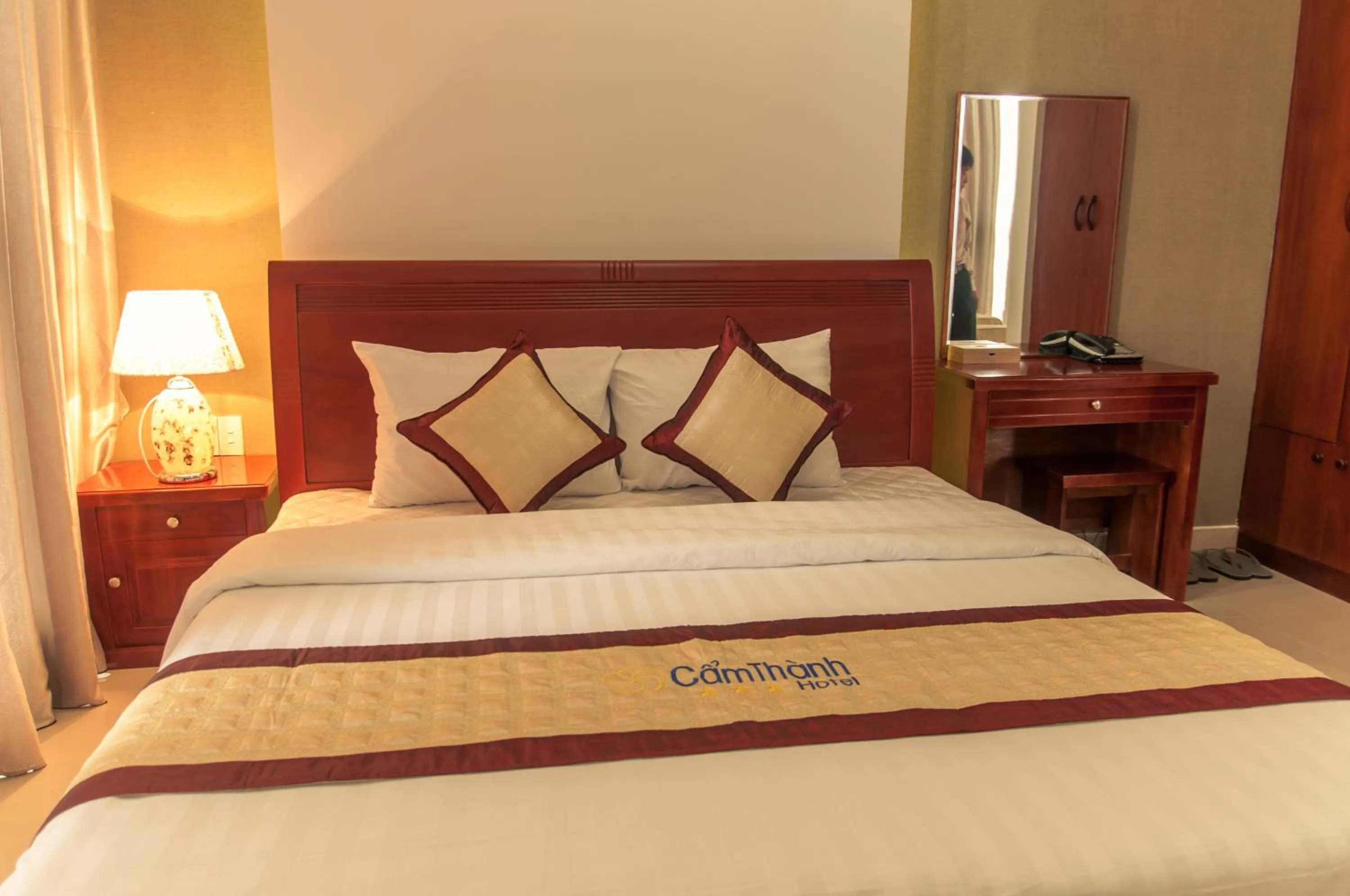 Bedroom, Bed in Cam Thanh Hotel