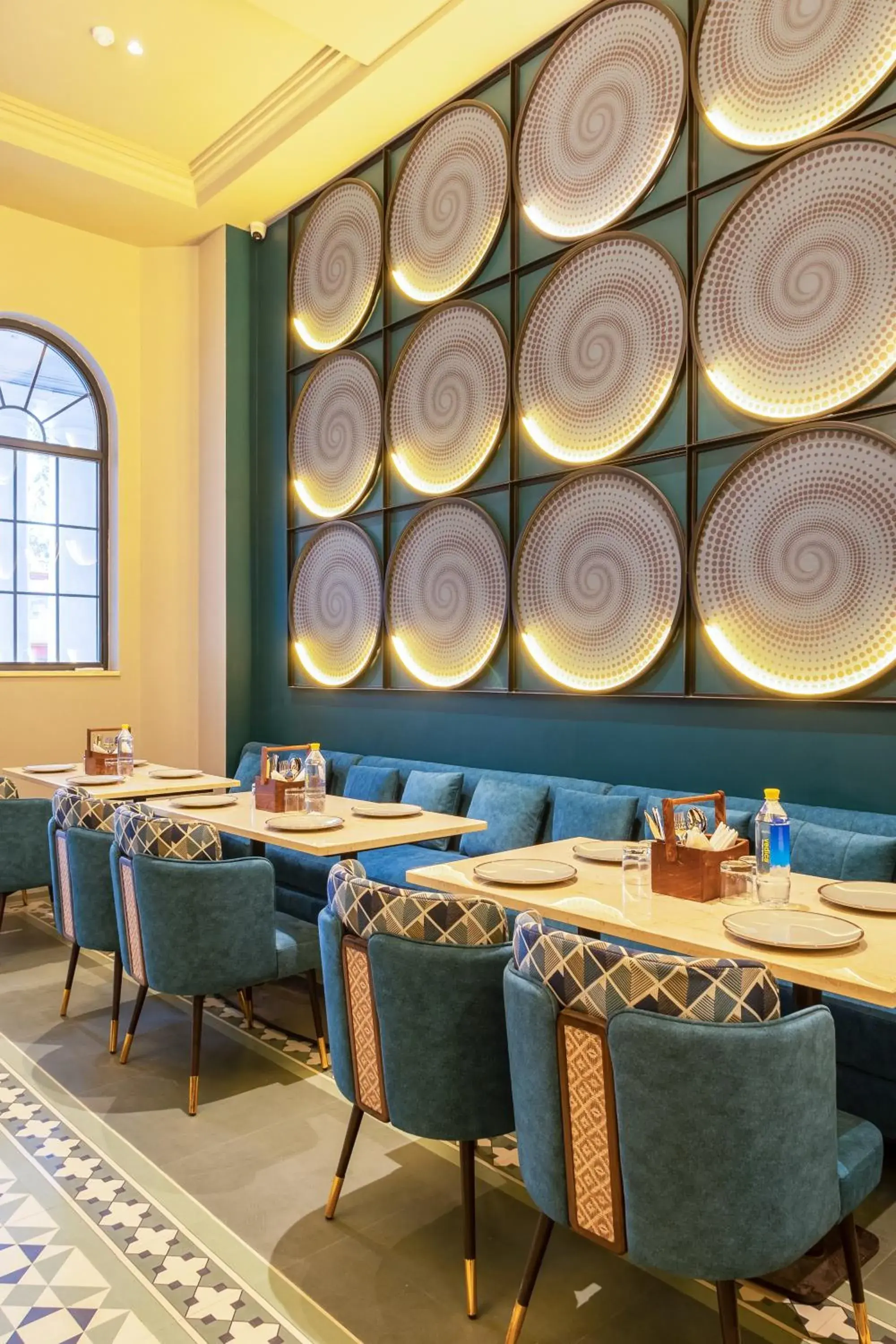 Saltstayz Autograph - Connaught Place Saltstayz Autograph - Connaught Place