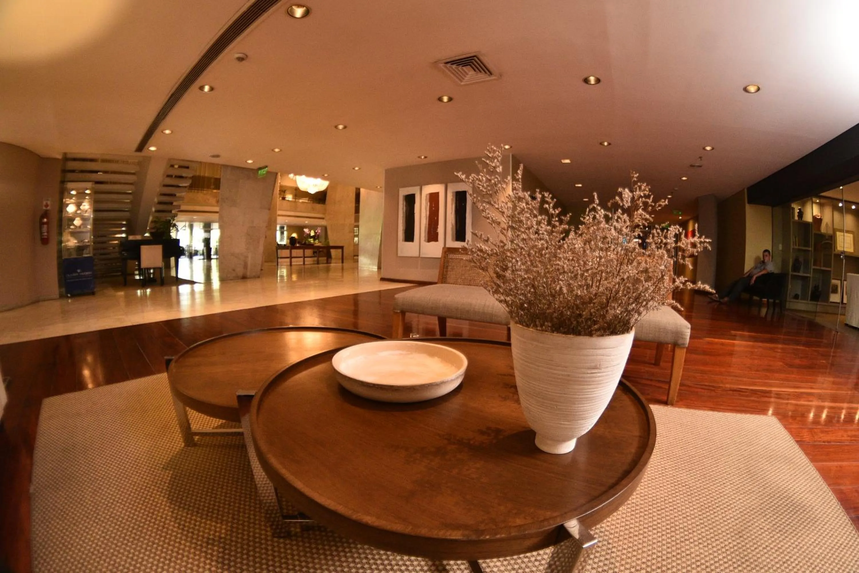 Seating area in Hotel Guarani Asuncion
