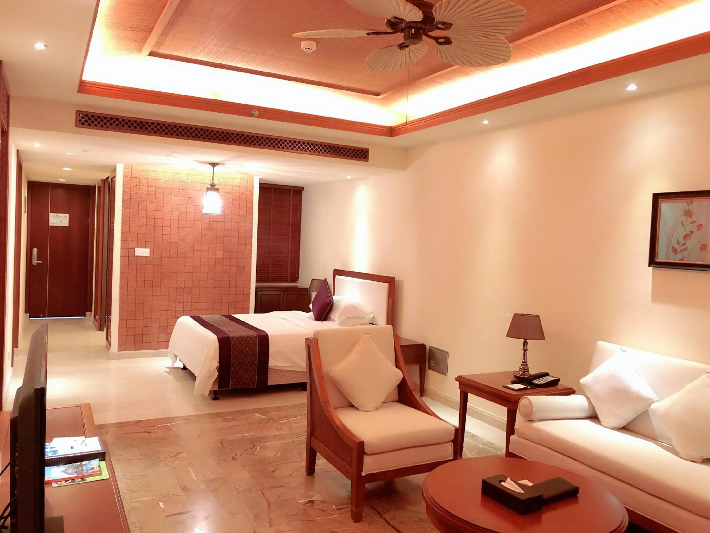 Bedroom, Bed in Stony Brook Villa Jianguo Resort Sanya