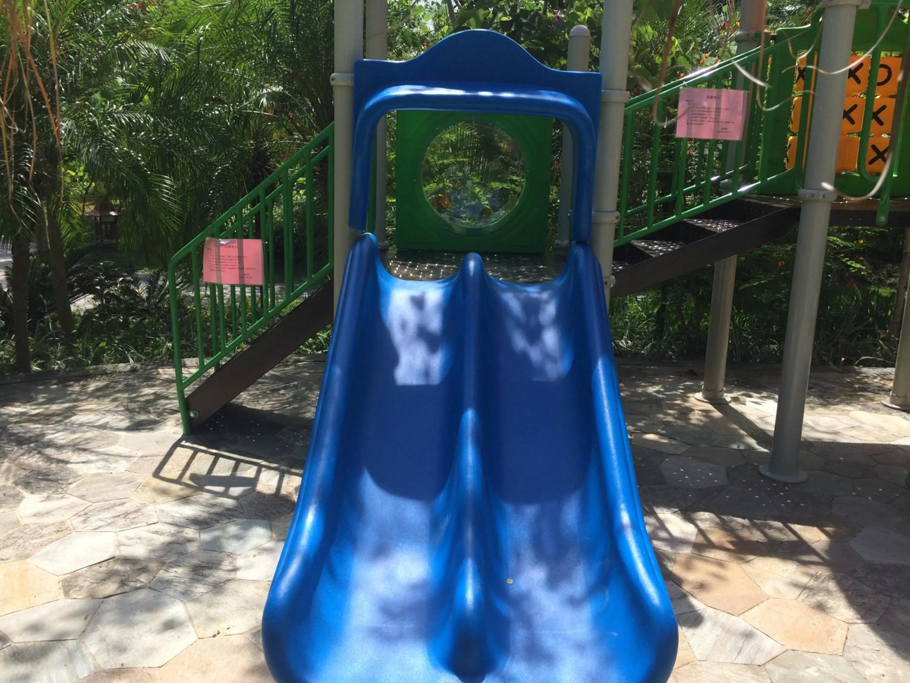 Garden in Stony Brook Villa Jianguo Resort Sanya