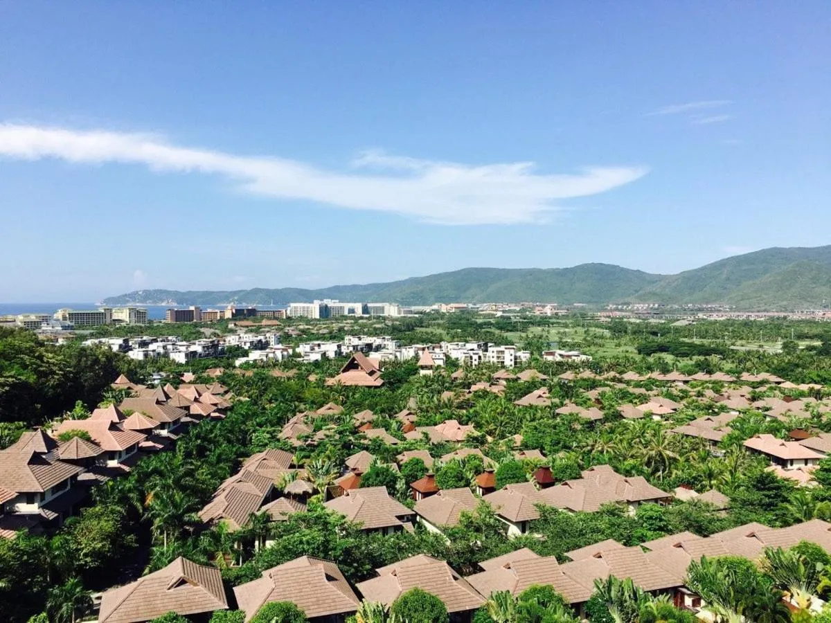 Garden view in Stony Brook Villa Jianguo Resort Sanya