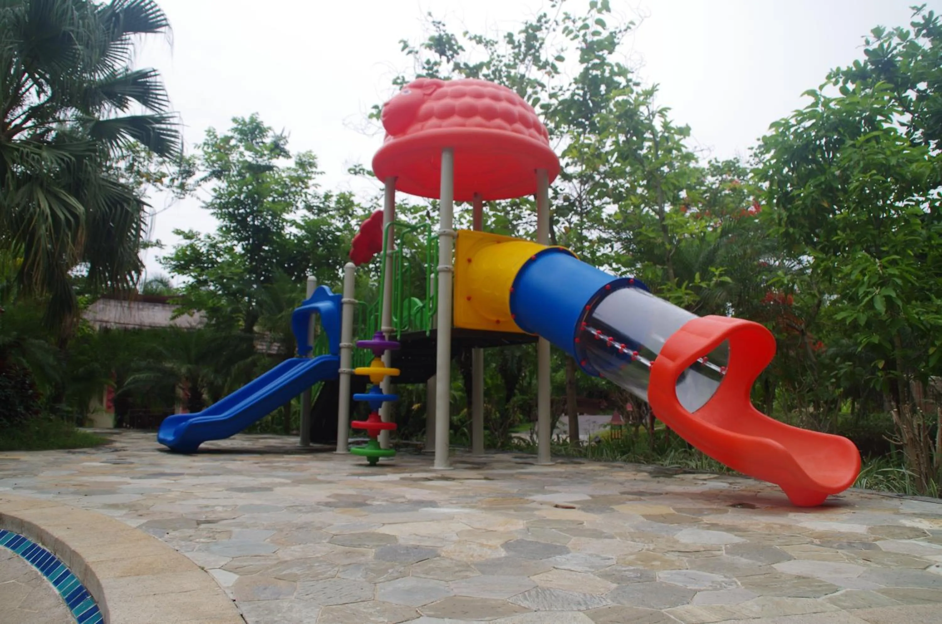 Children play ground in Stony Brook Villa Jianguo Resort Sanya