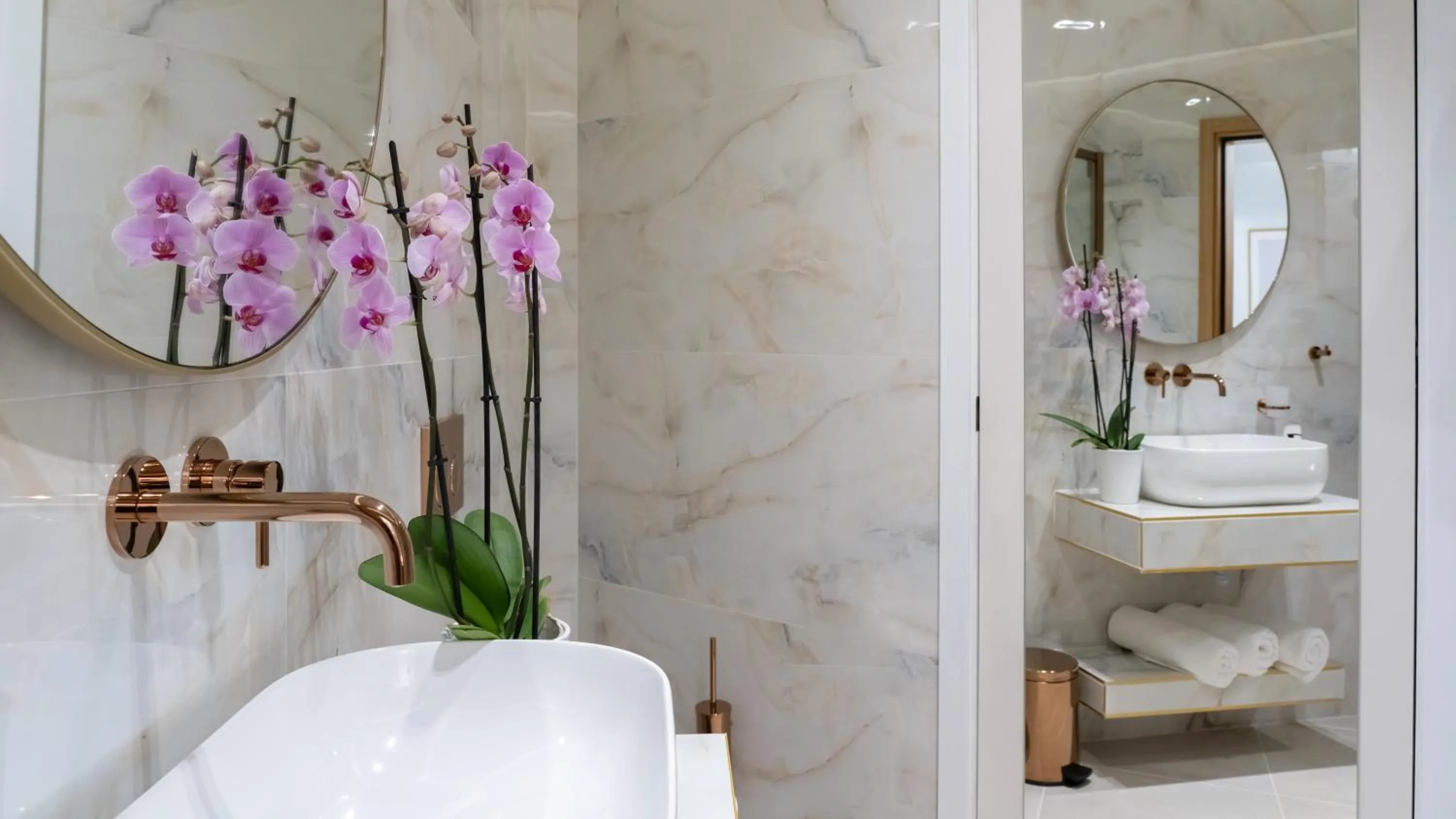 Bathroom in Aeolian Spirit Suites
