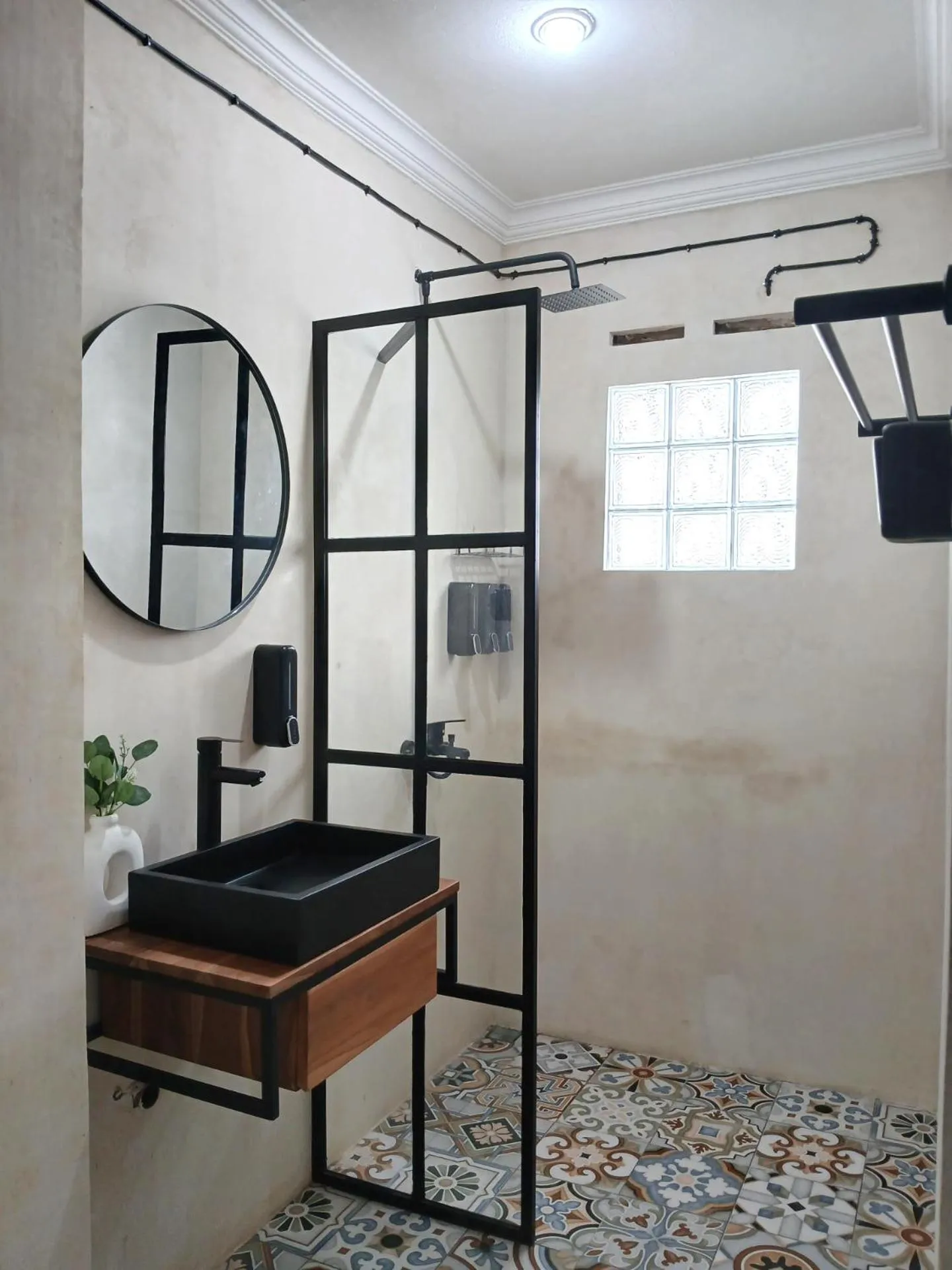 Bathroom in Nice Place To Stay - Rooftop Apartments