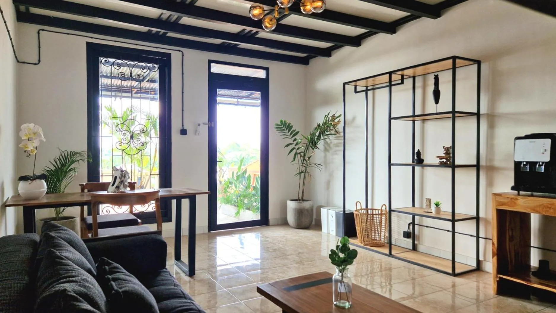 Living room in Nice Place To Stay - Rooftop Apartments