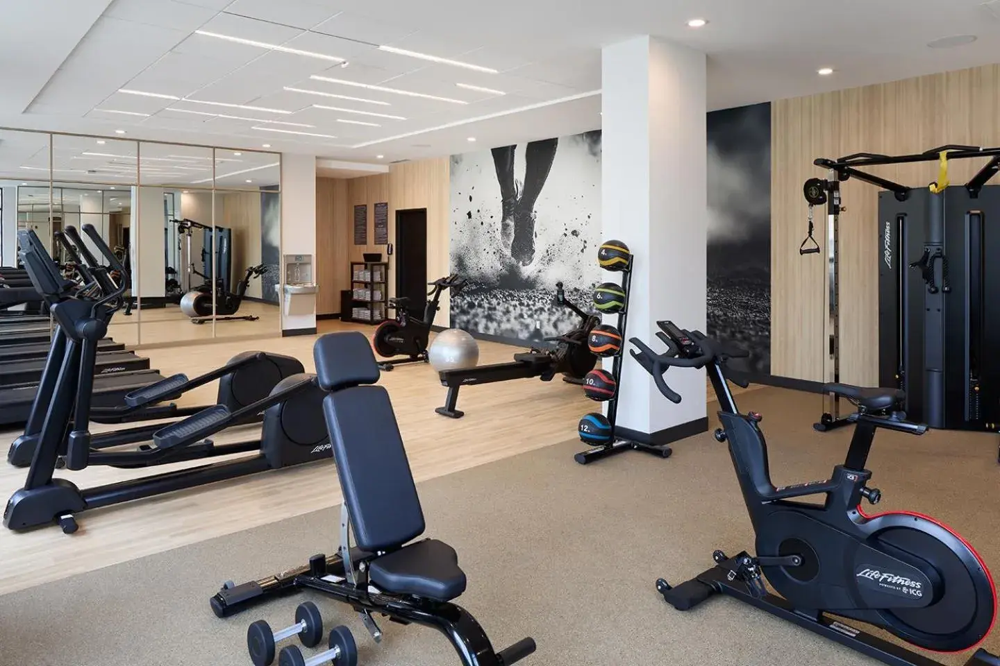 Fitness centre/facilities in Hyatt Place Montreal Airport Fitness centre/facilities in Hyatt Place Montreal Airport