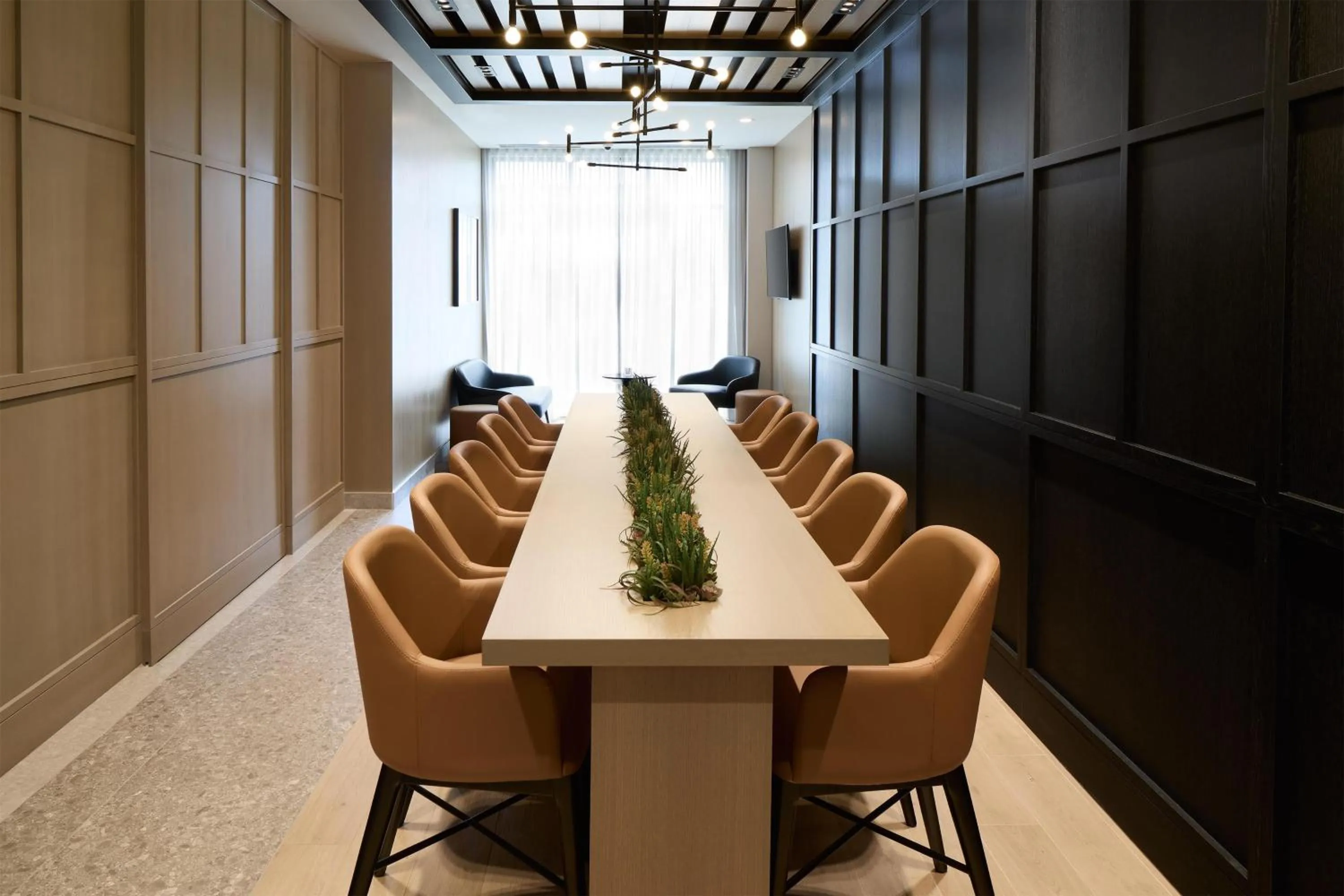 Lobby or reception in Hyatt Place Montreal Airport