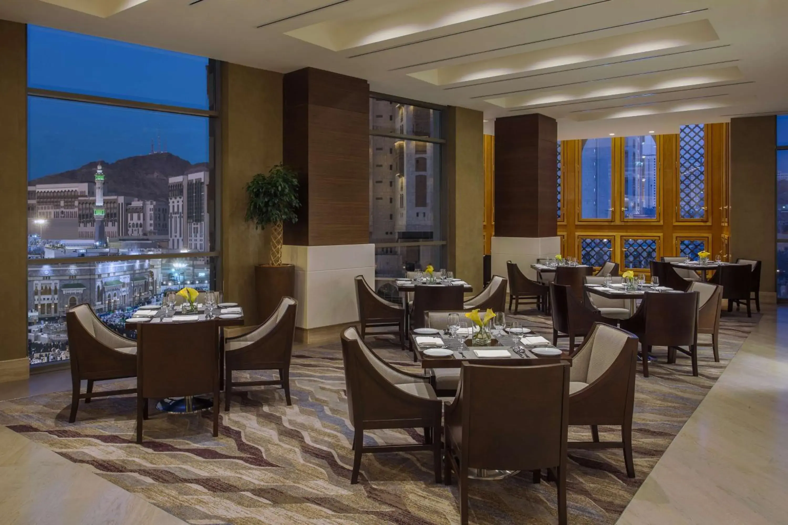 Restaurant/places to eat in Jabal Omar Hyatt Regency Makkah Restaurant/places to eat in Jabal Omar Hyatt Regency Makkah