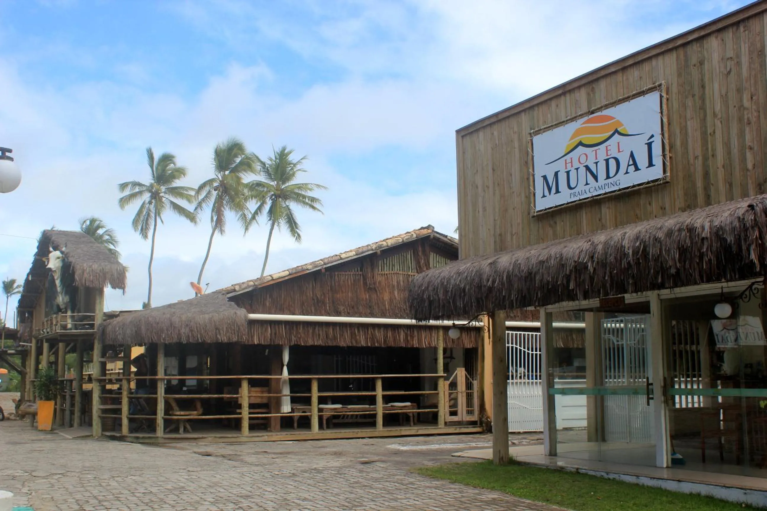 Facade/entrance in Hotel Mundaí Praia Camping e Est para Mh