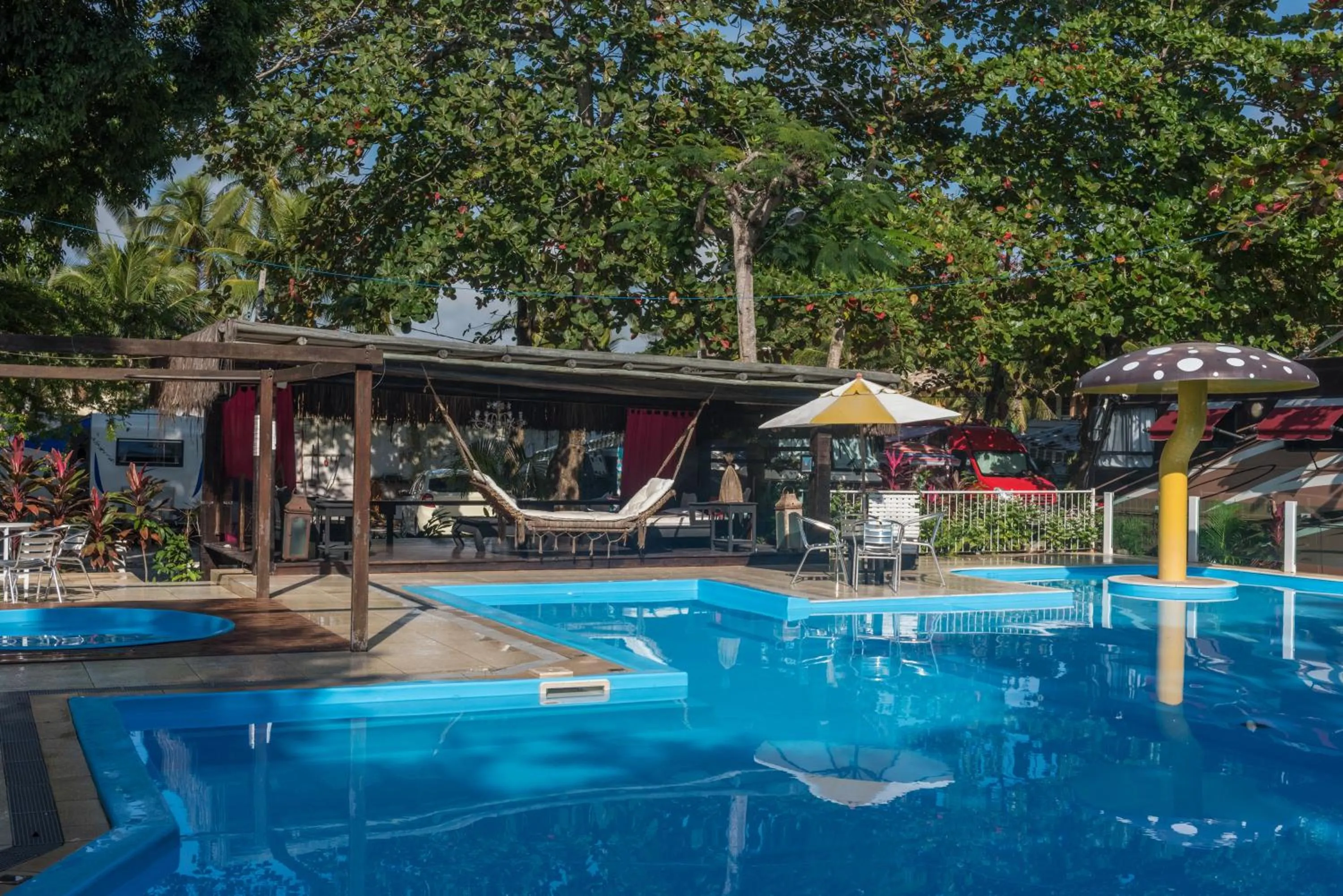 Swimming pool in Hotel Mundaí Praia Camping e Est para Mh
