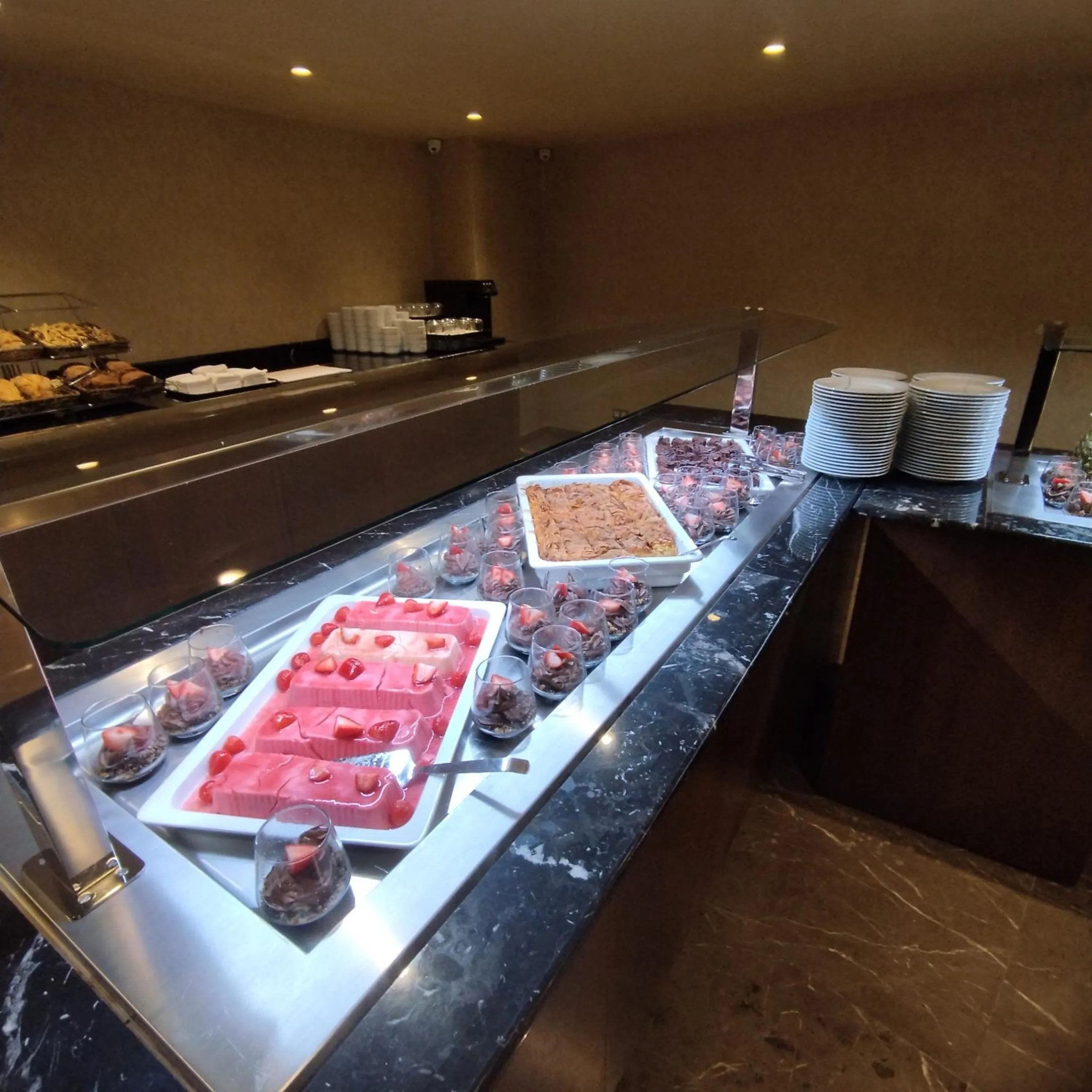 Restaurant/places to eat in Great Athens Hotel