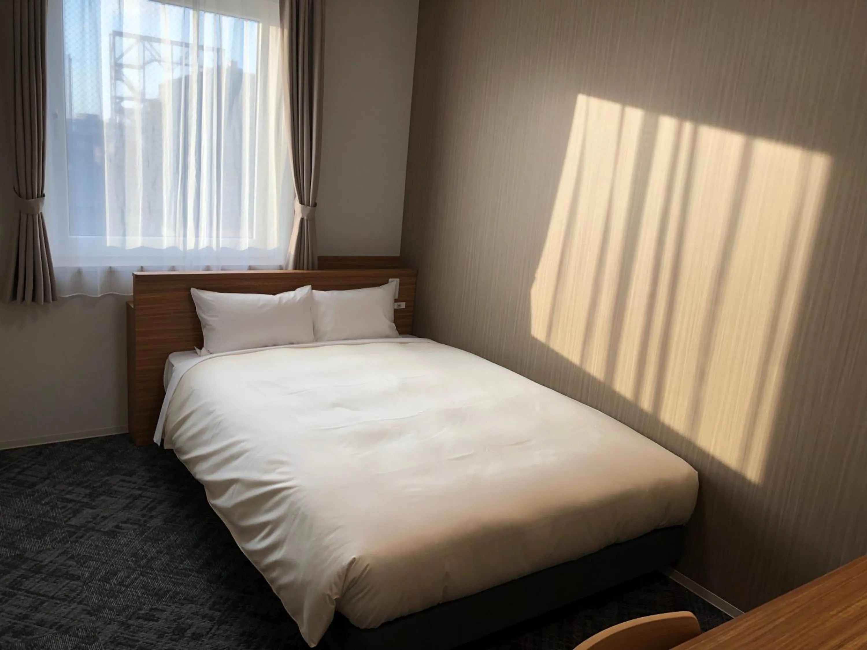 Photo of the whole room, Bed in Hotel Crown Hills GOI