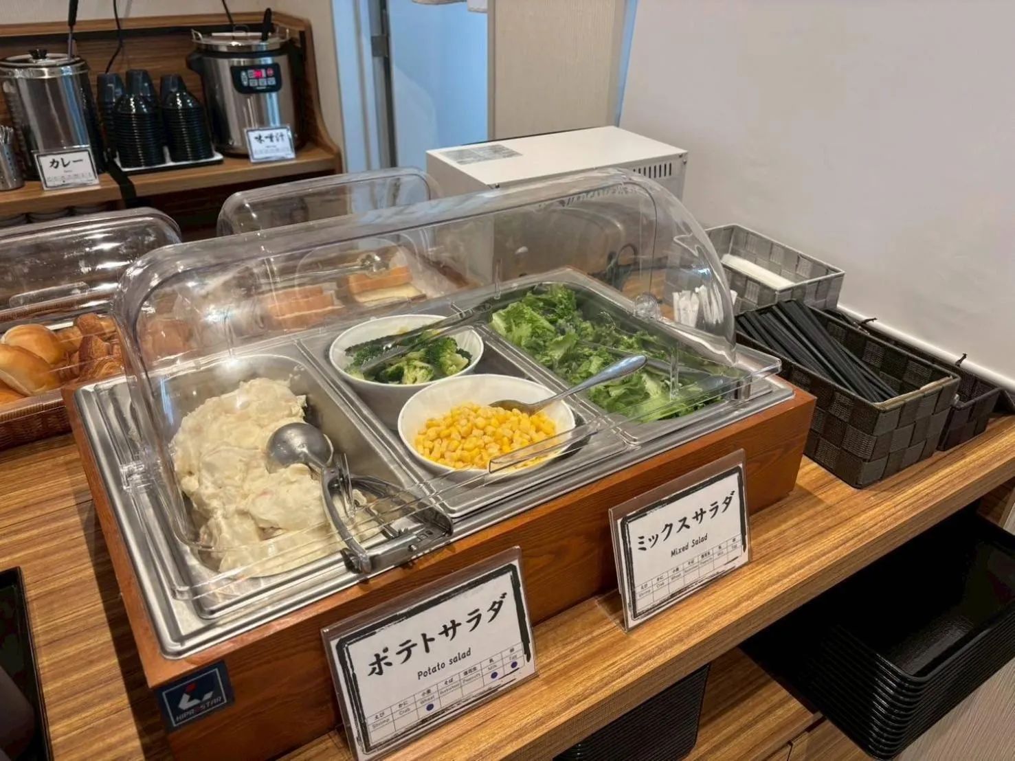 Buffet breakfast in Hotel Crown Hills GOI