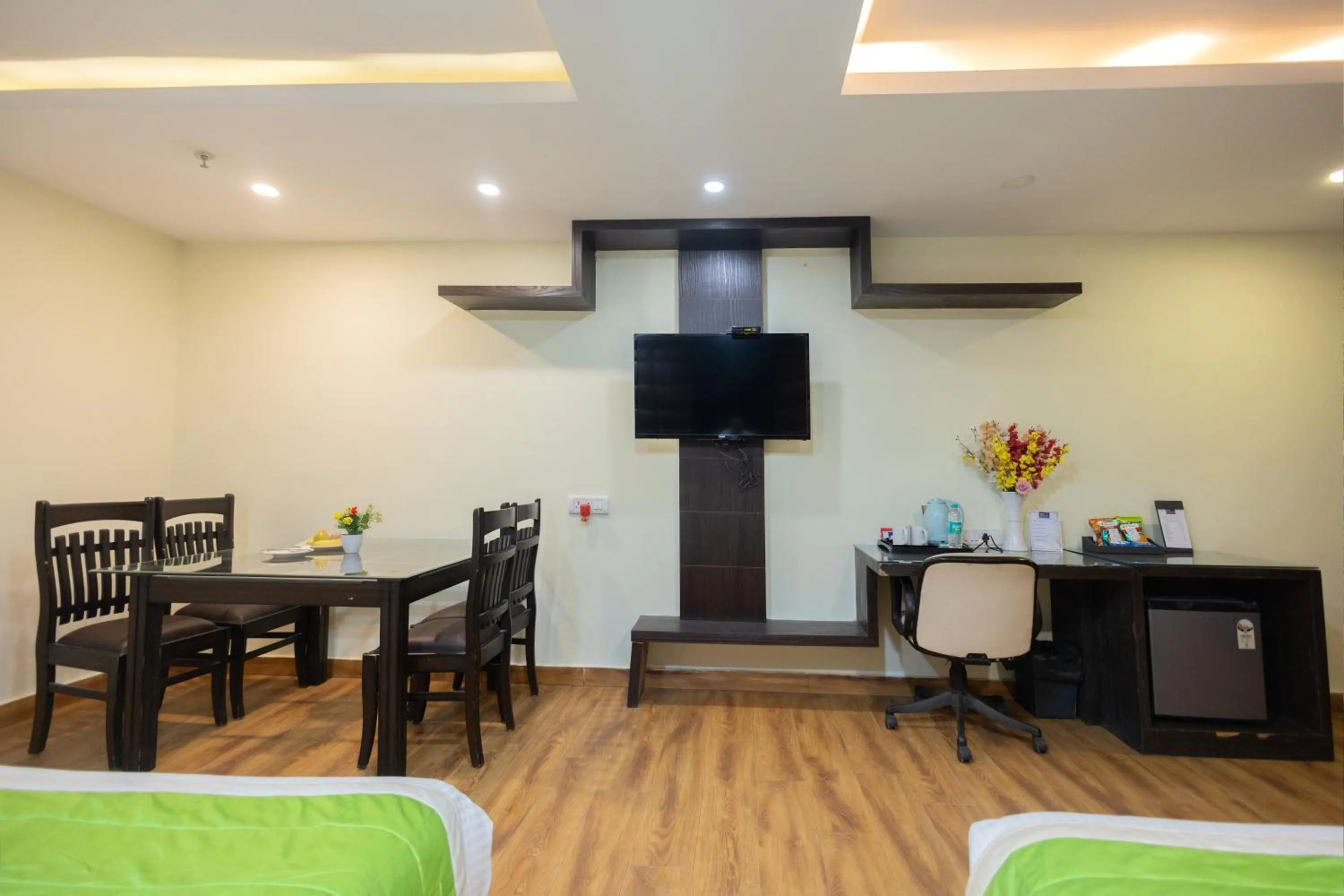 Hotel Di Arch Lucknow
