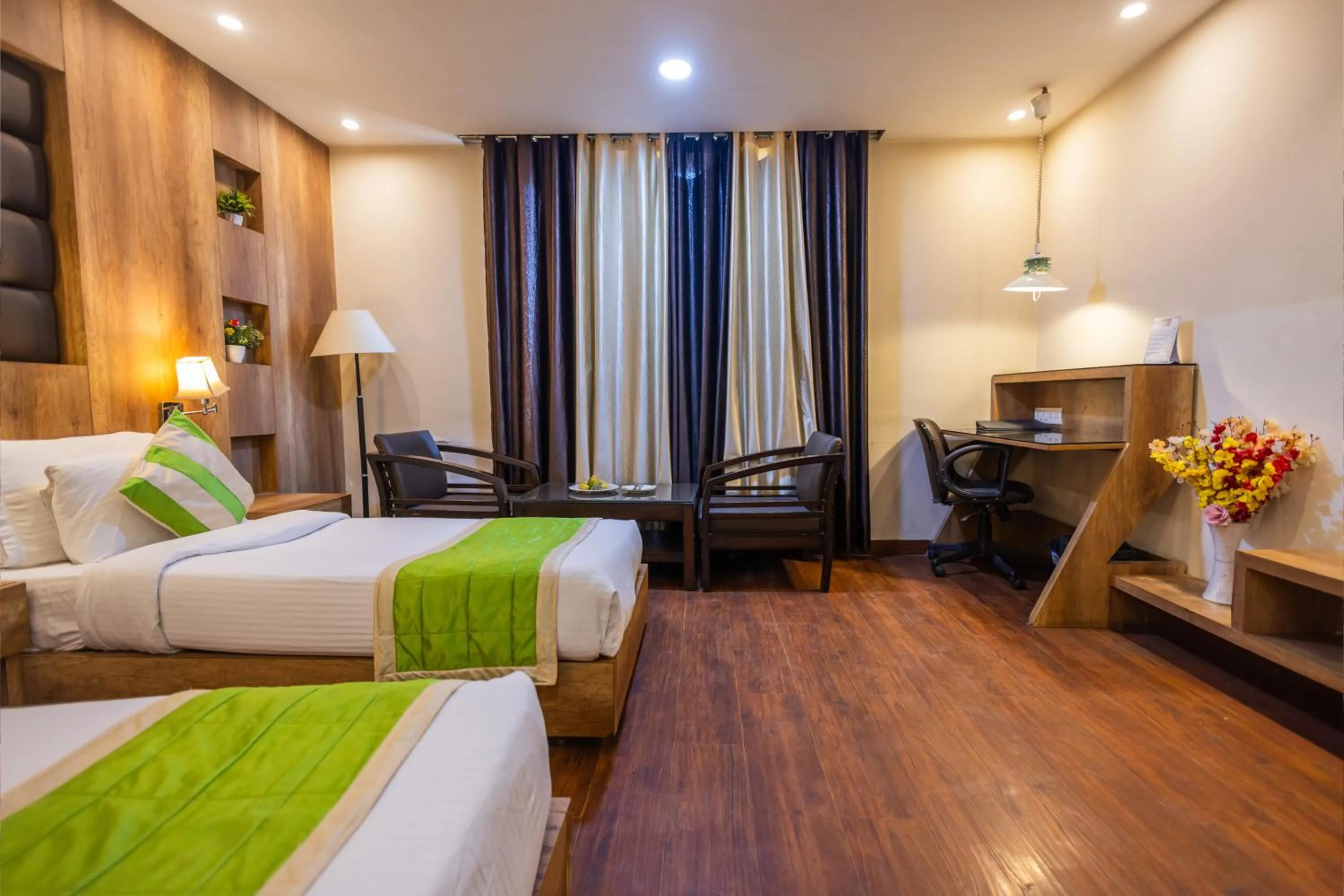 Hotel Di Arch Lucknow