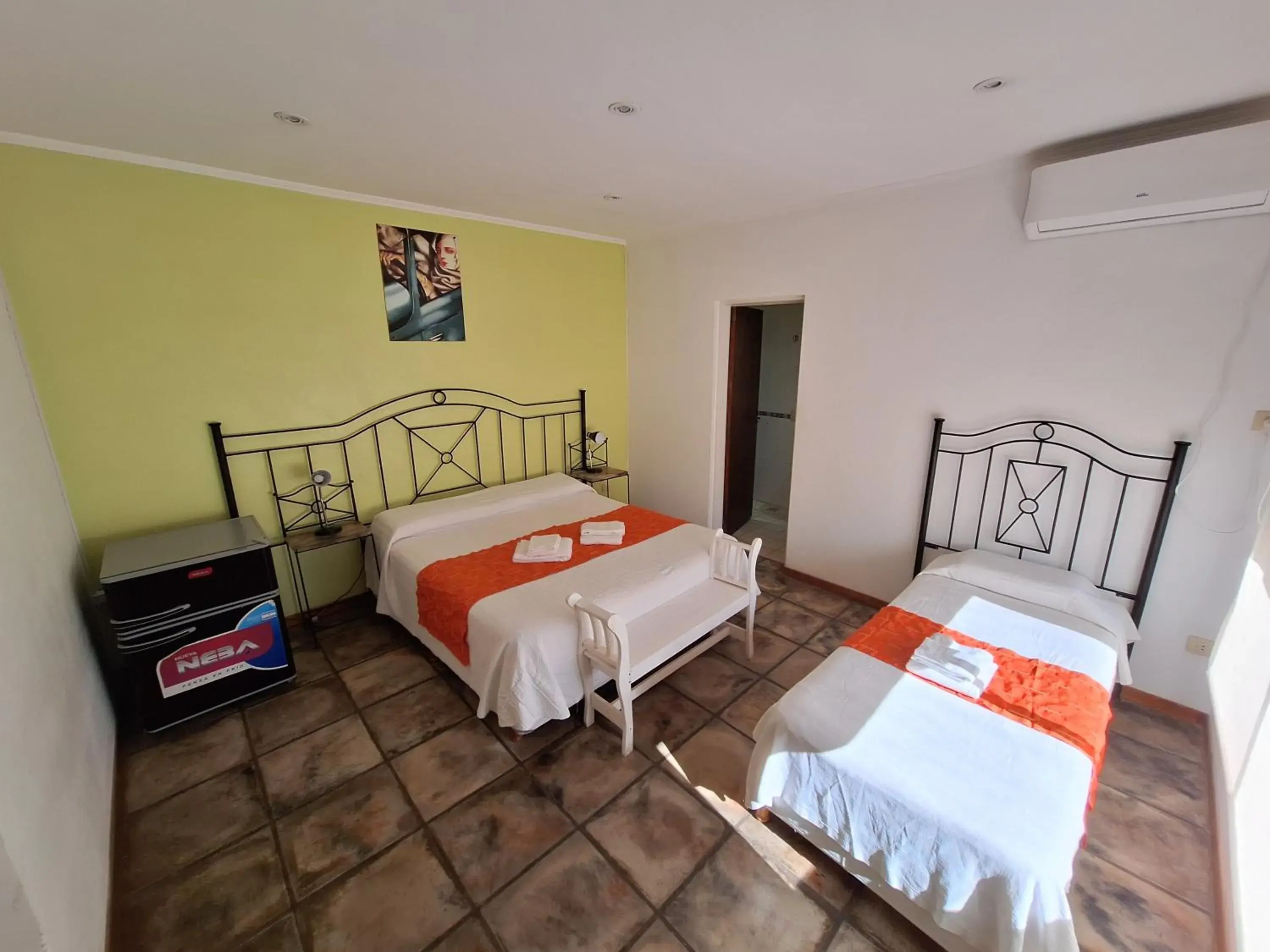 Standard Quadruple Room in Hotel y Spa Termas del Este Standard Quadruple Room in Hotel y Spa Termas del Este