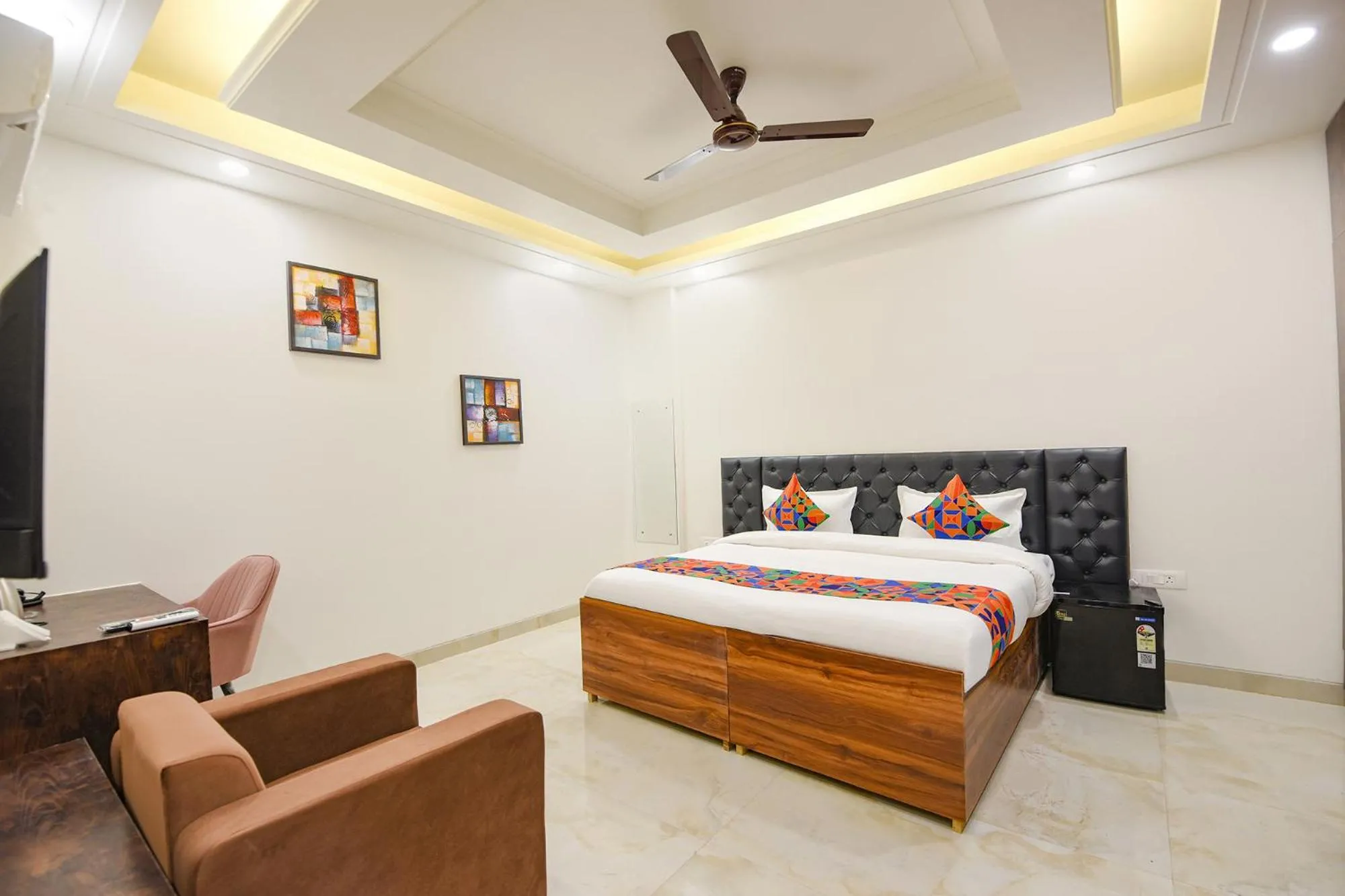 FabHotel RaceCourse 57