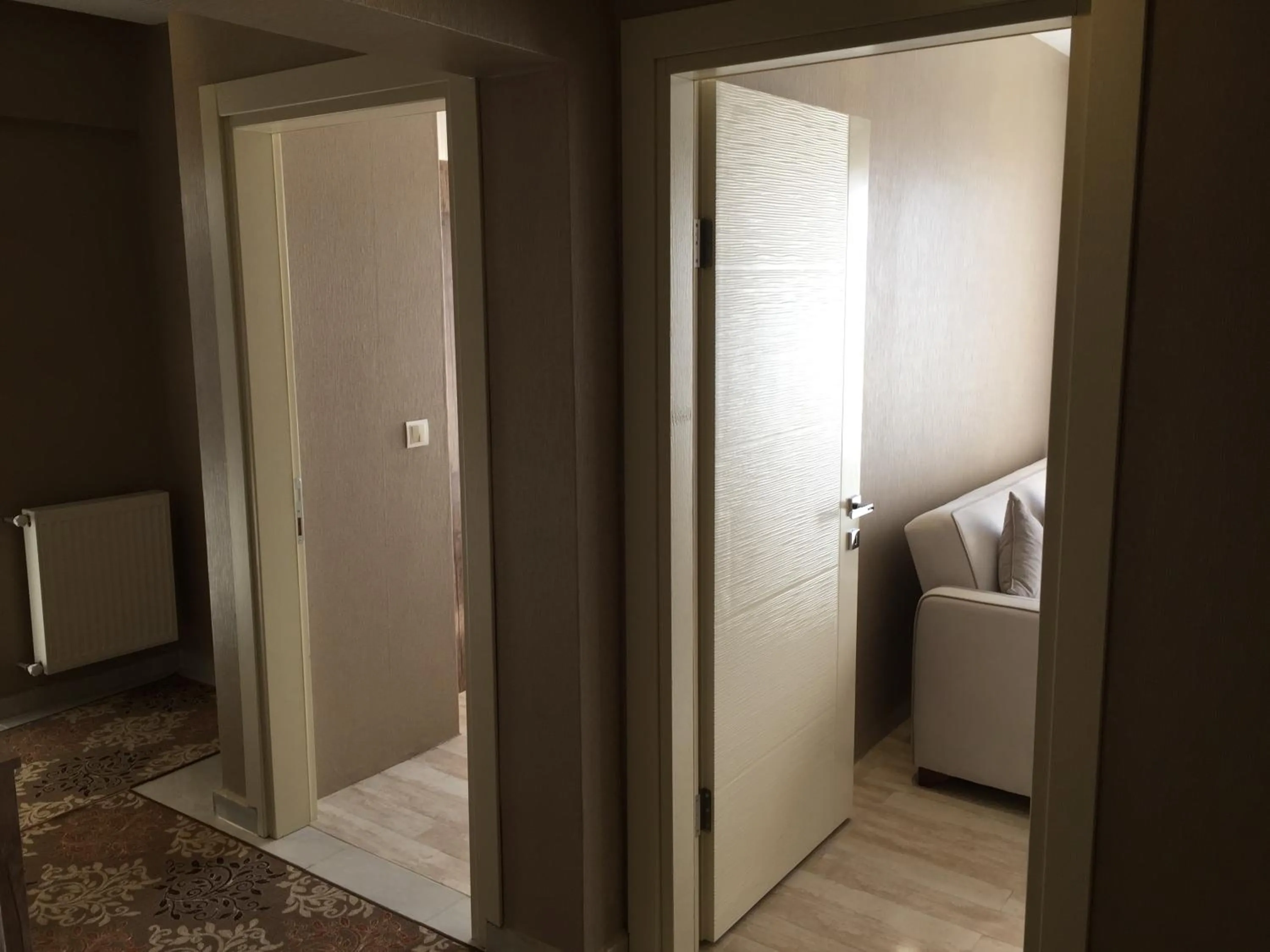 Seating area in Udi Hotel