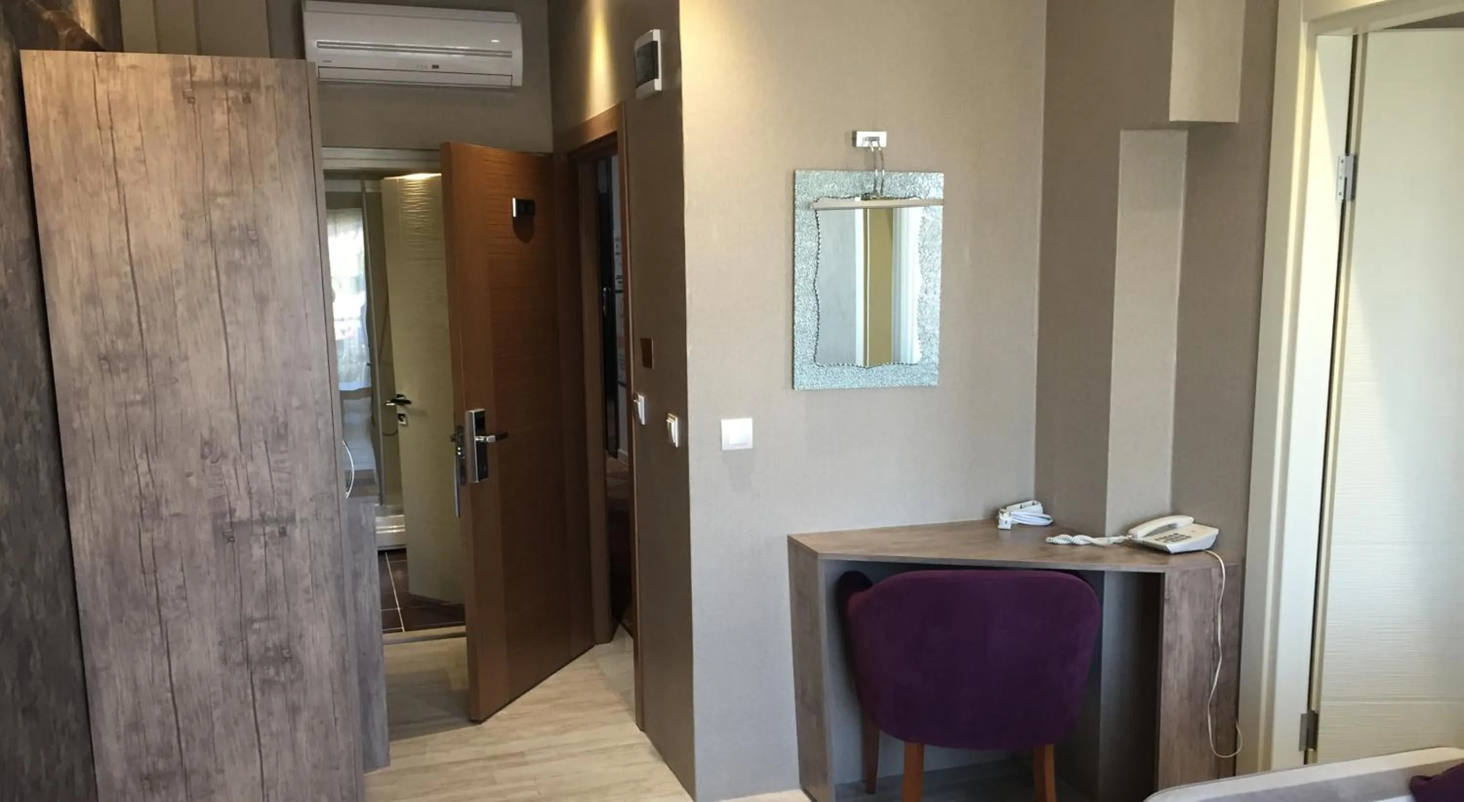 Living room in Udi Hotel