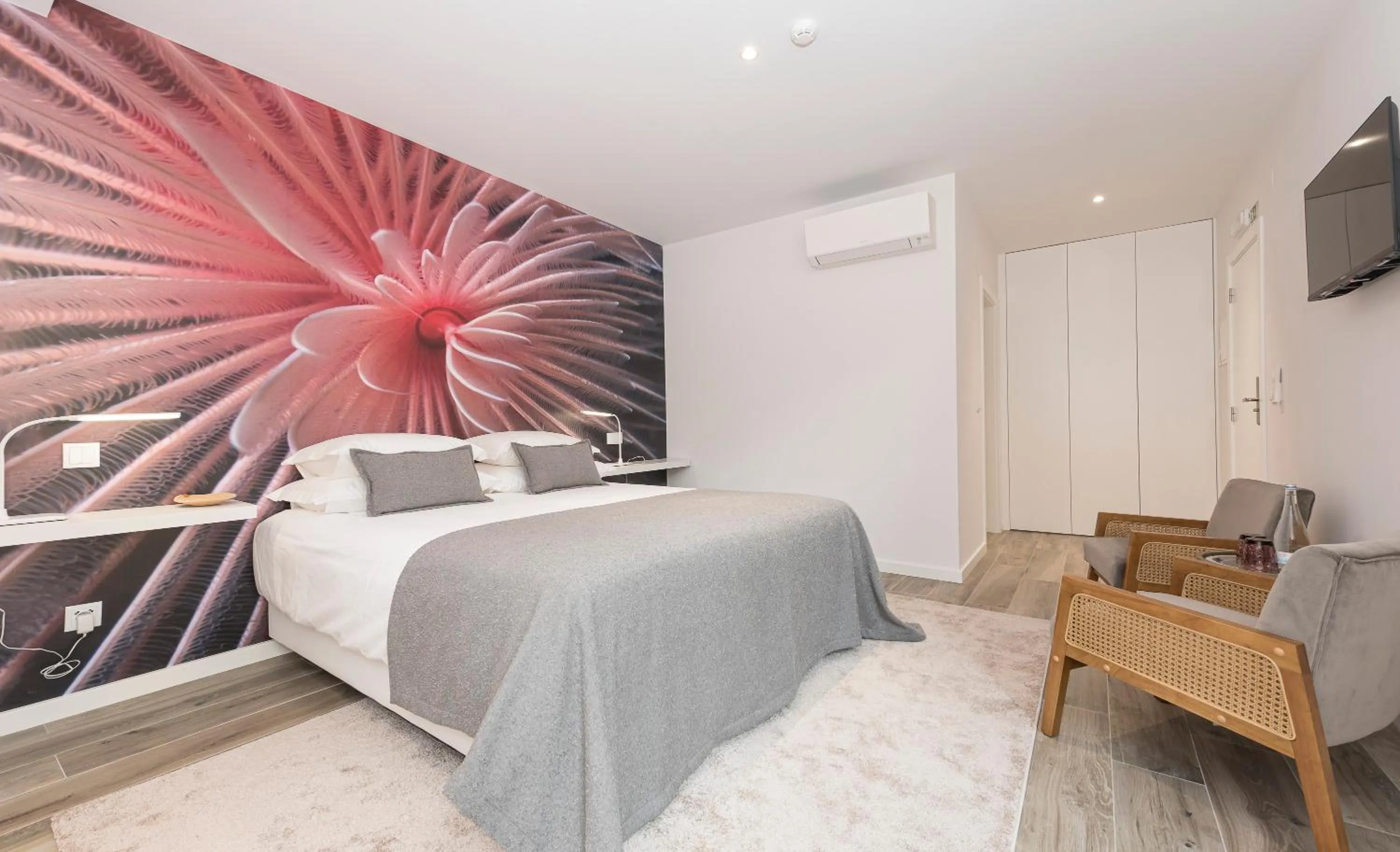 Bedroom, Bed in Estoril Village Guest House