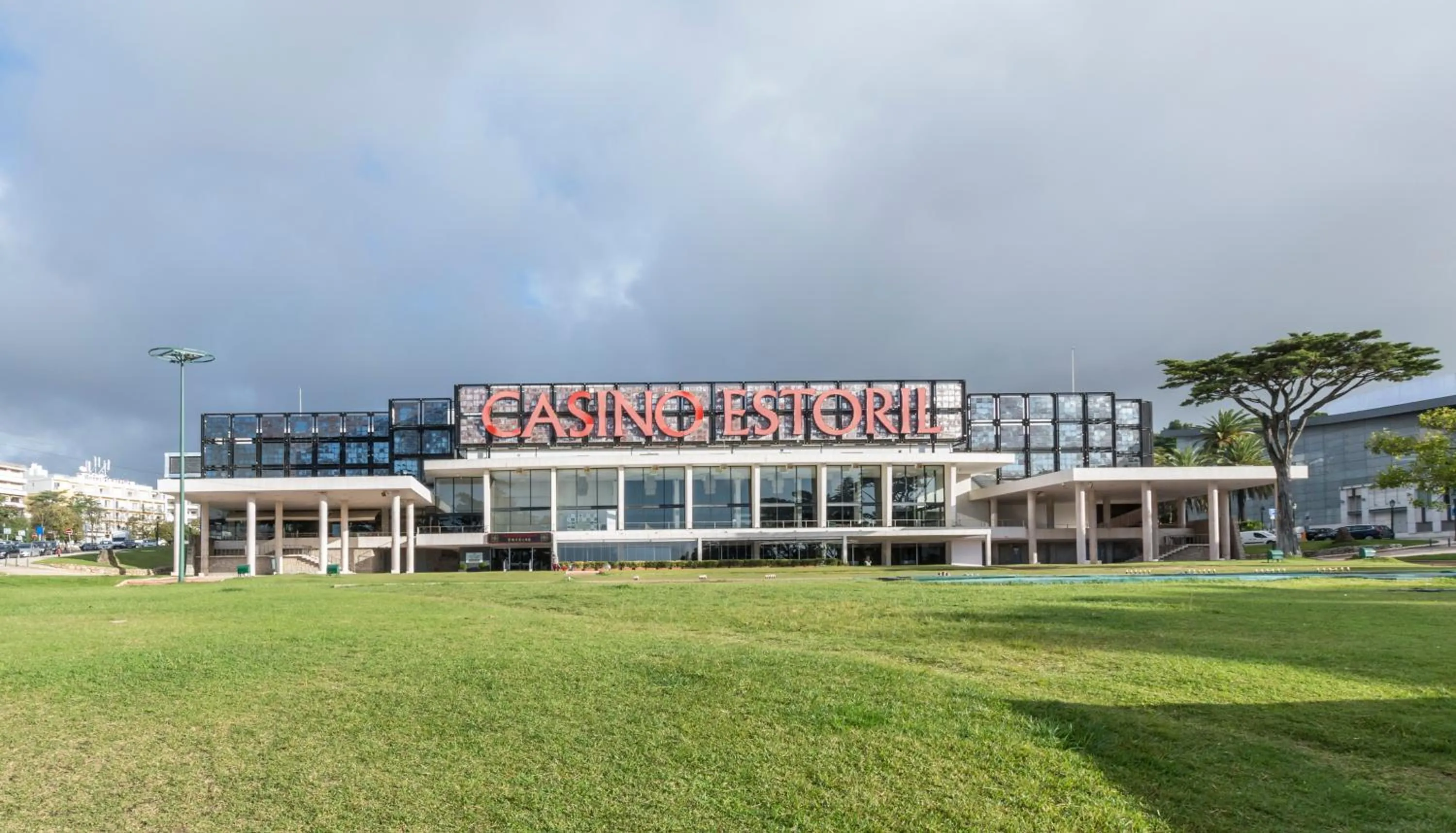 Casino in Estoril Village Guest House