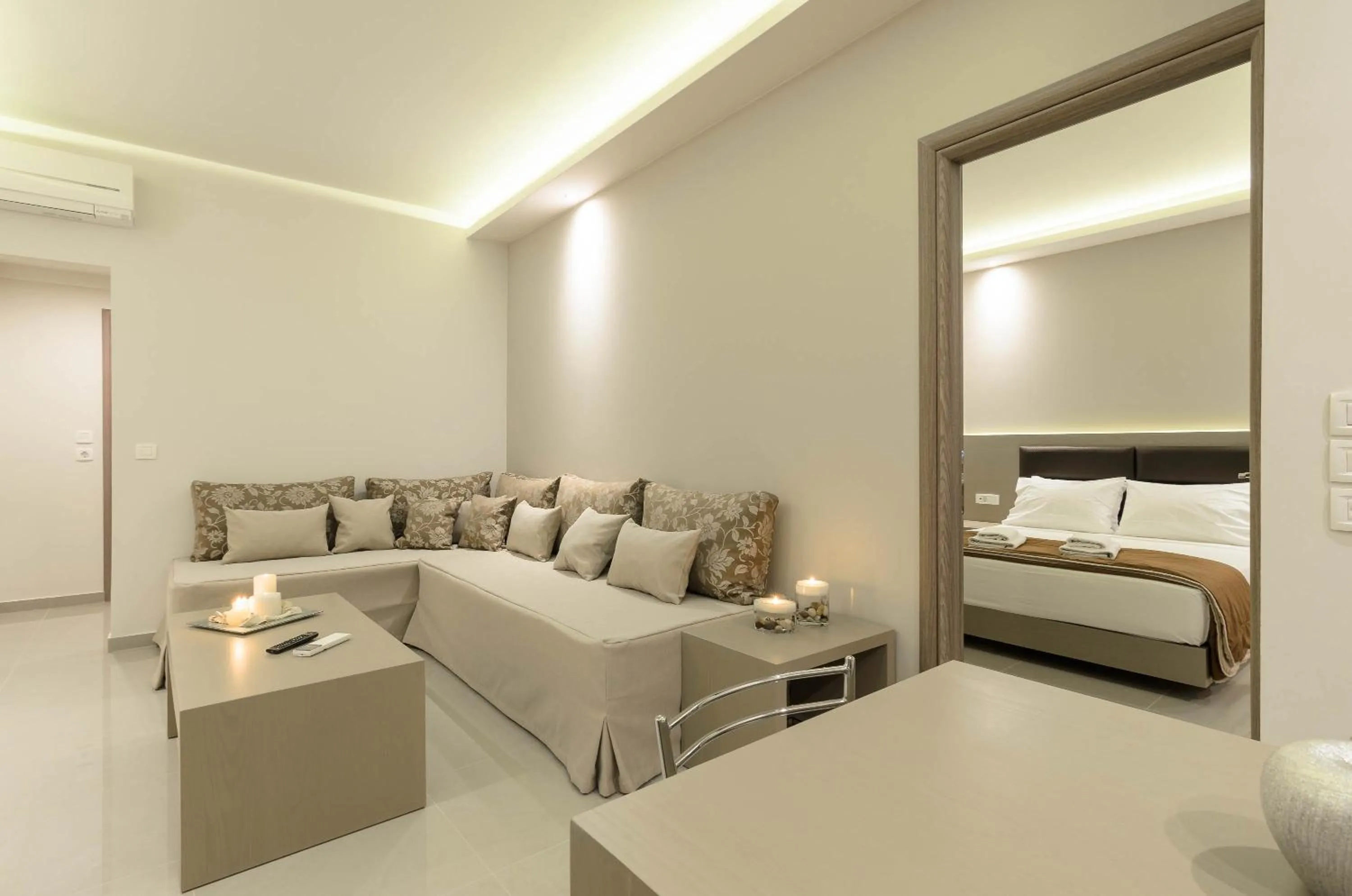 Living room, Bed in Vice Hotel