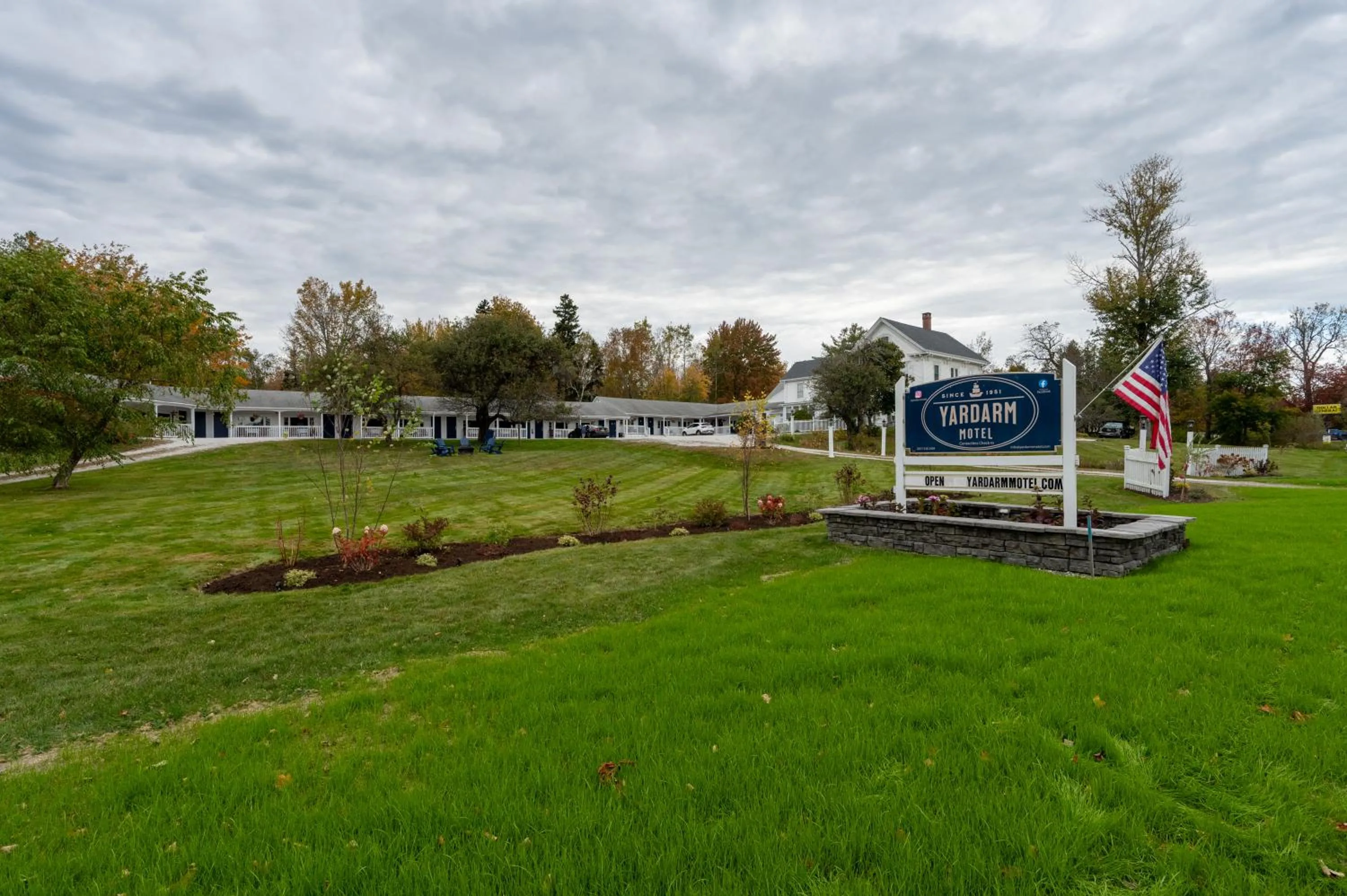 Yardarm Motel