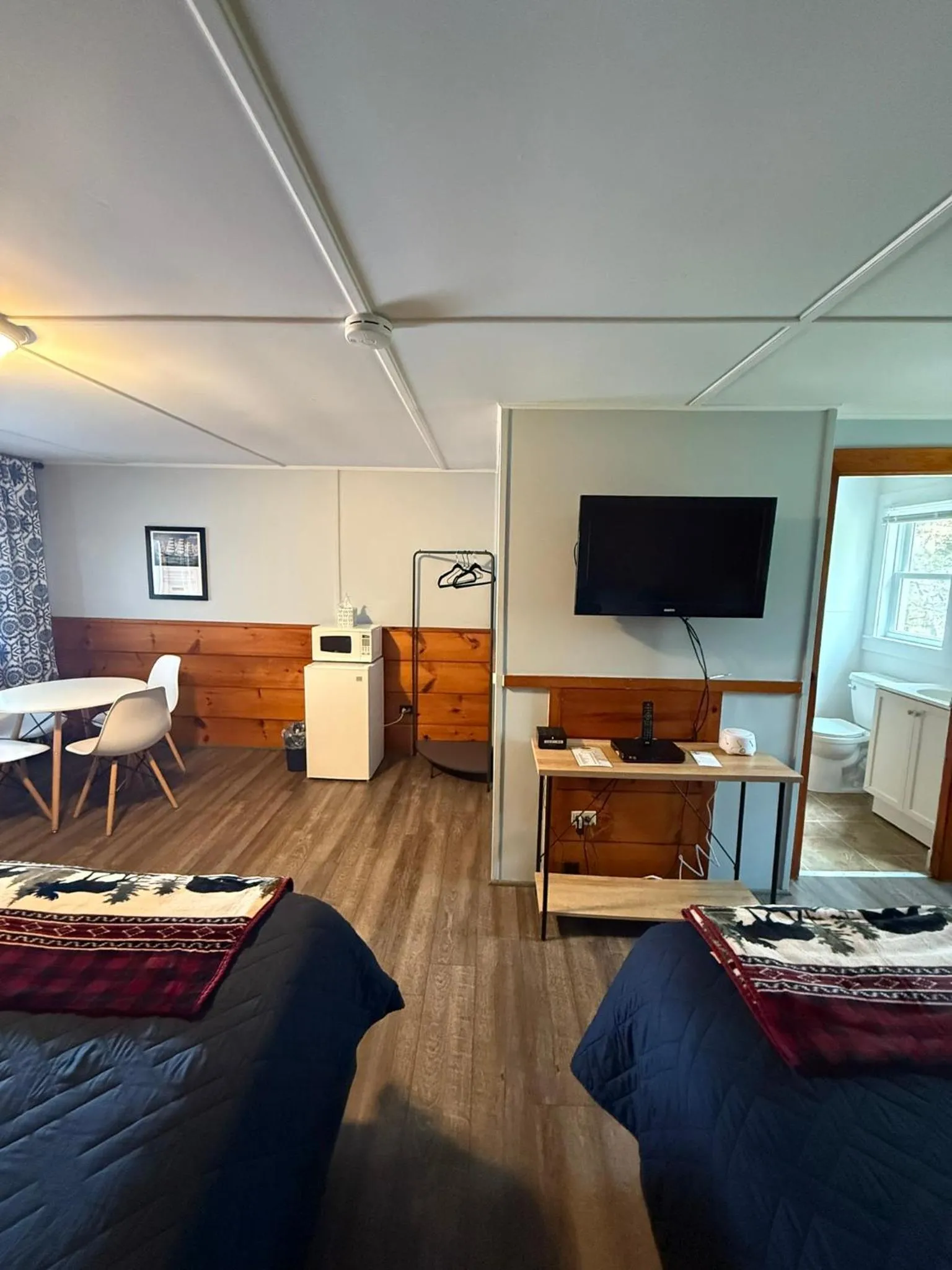 Bedroom in Yardarm Motel