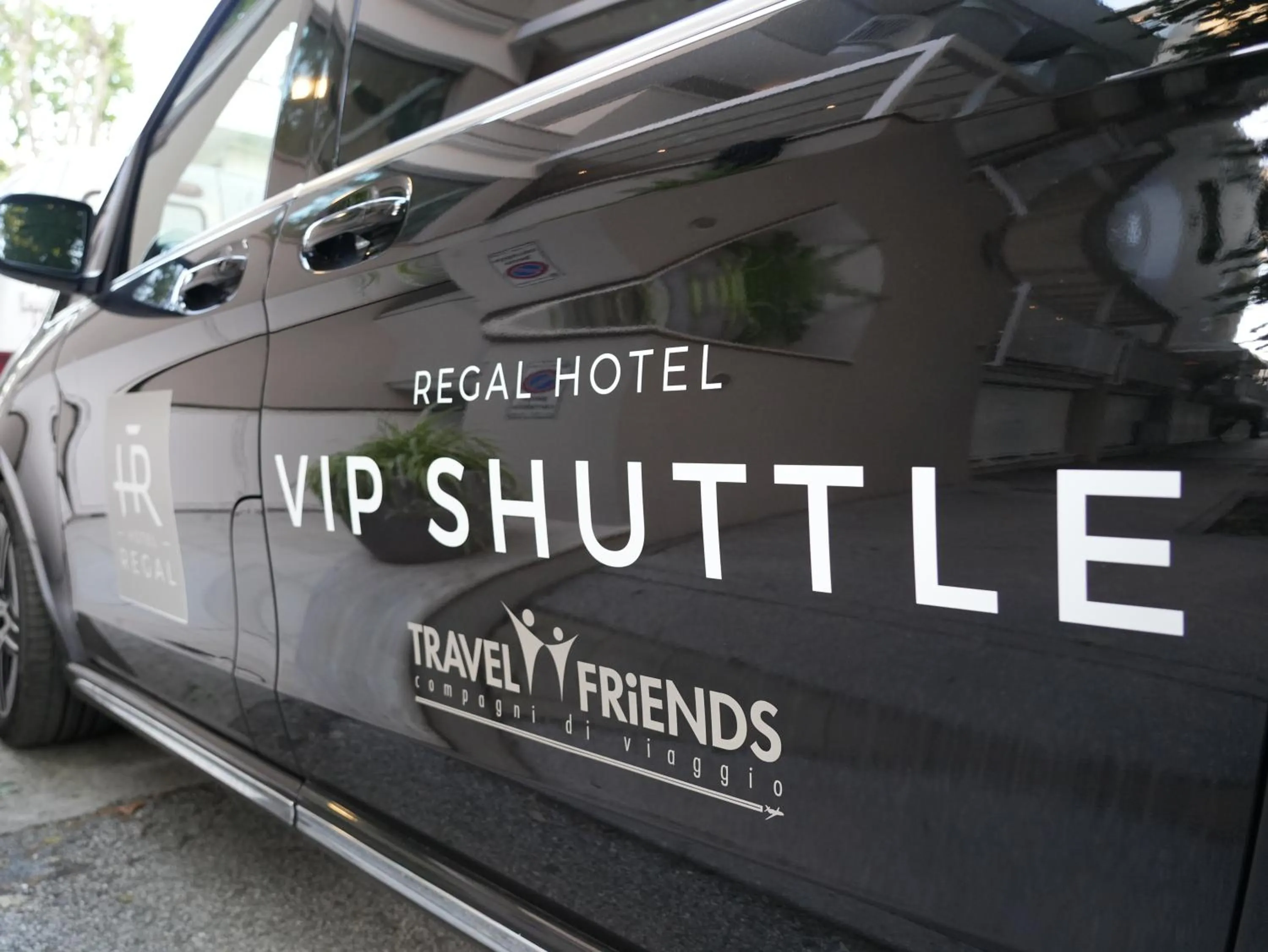 shuttle in Hotel Regal