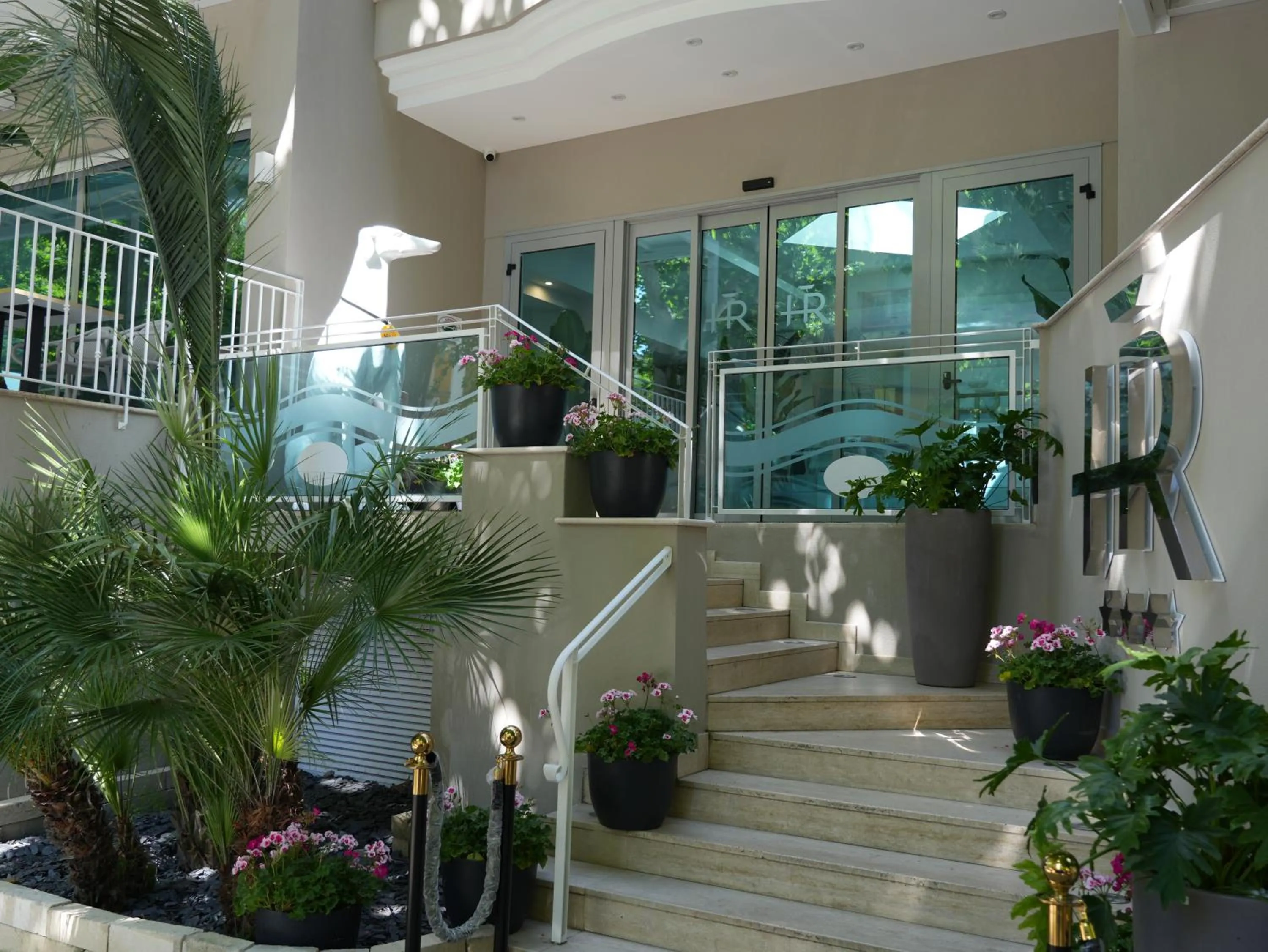 Facade/entrance in Hotel Regal