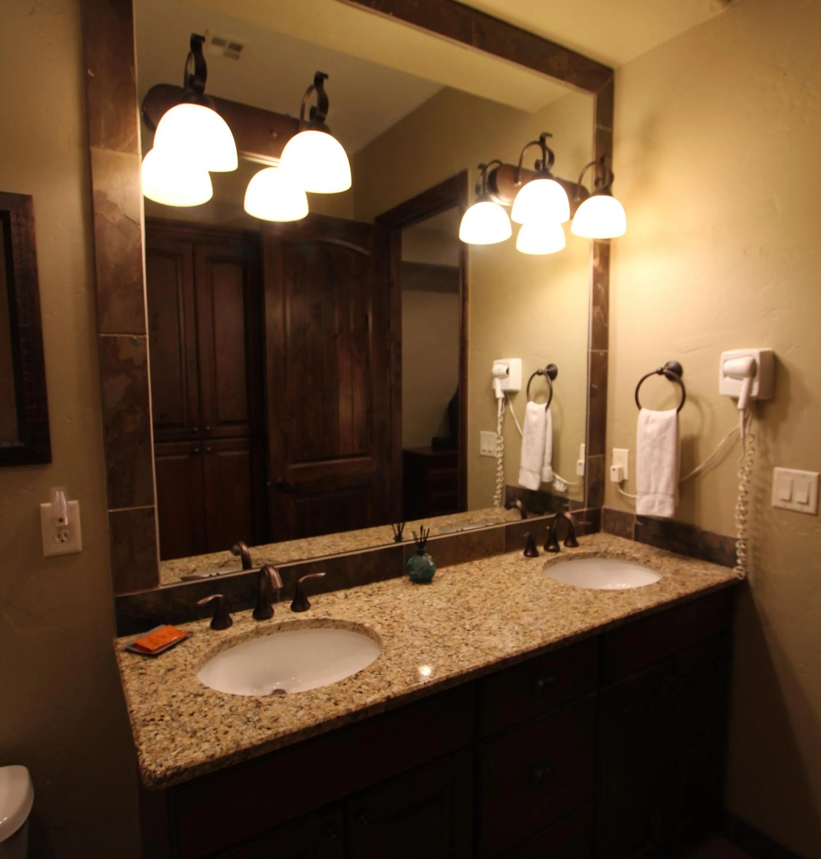 Shower in Canyon Villas at Coral Ridge